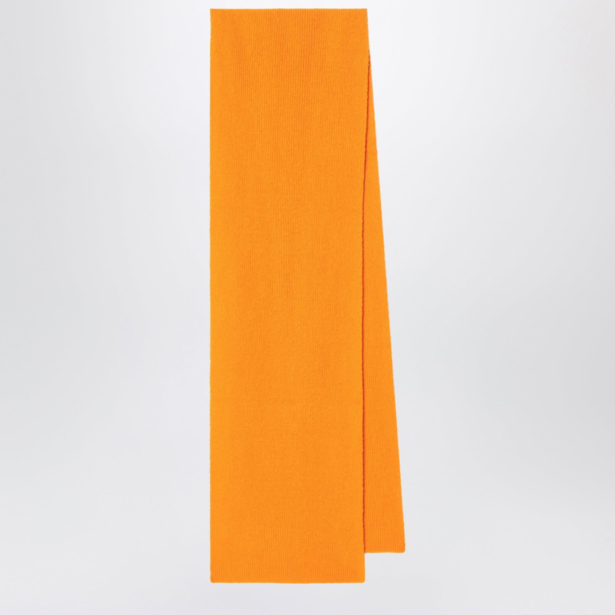 Scarf in wool and Caregora in Orange Peel