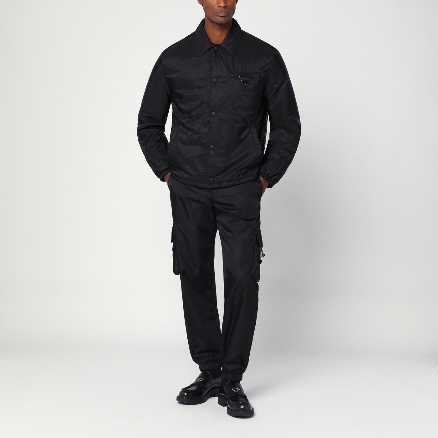 Giacca con zip nera in Re-Nylon