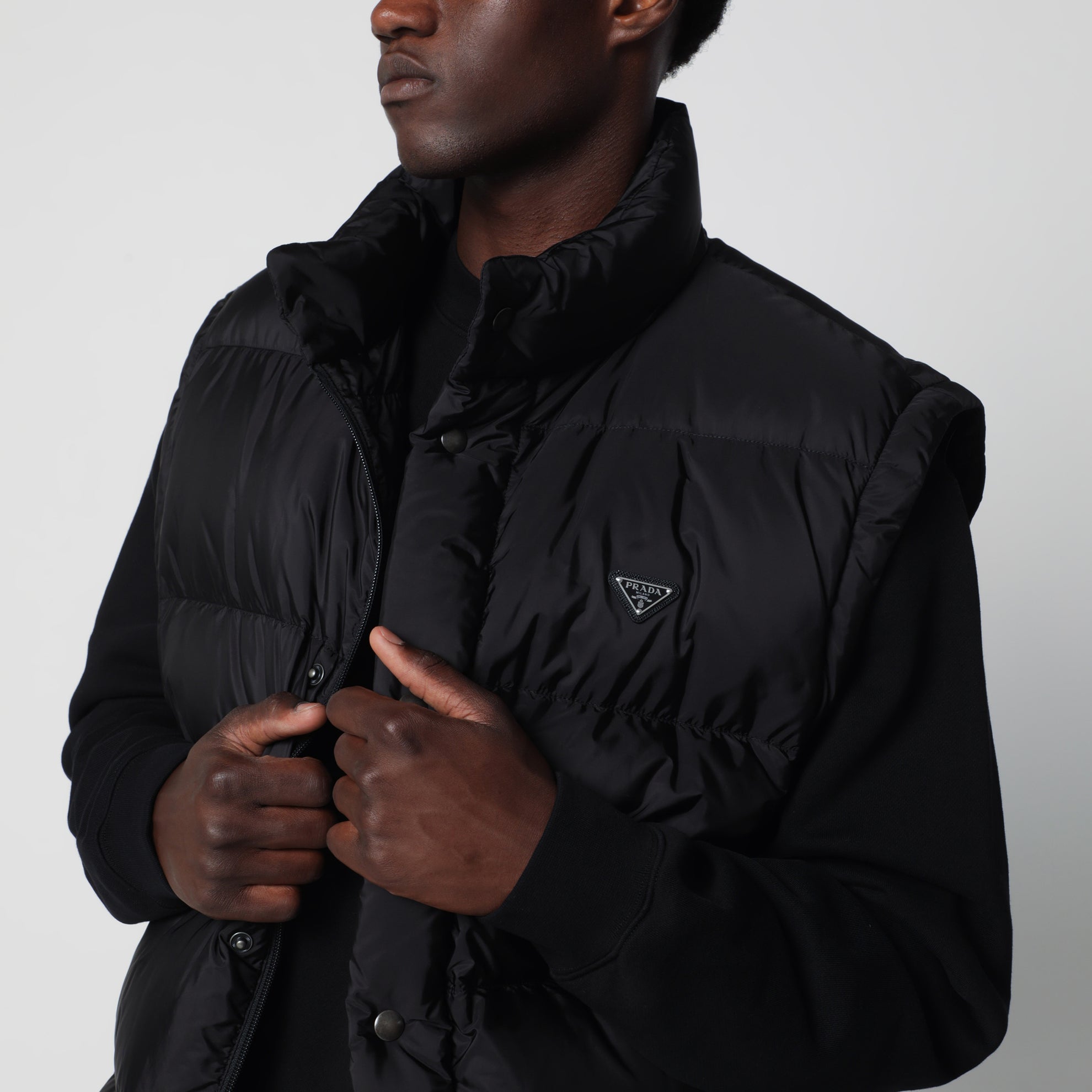 Black convertible Re-Nylon down jacket