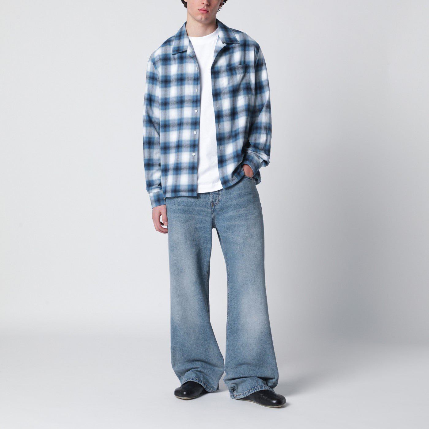 Blue gradient check shirt