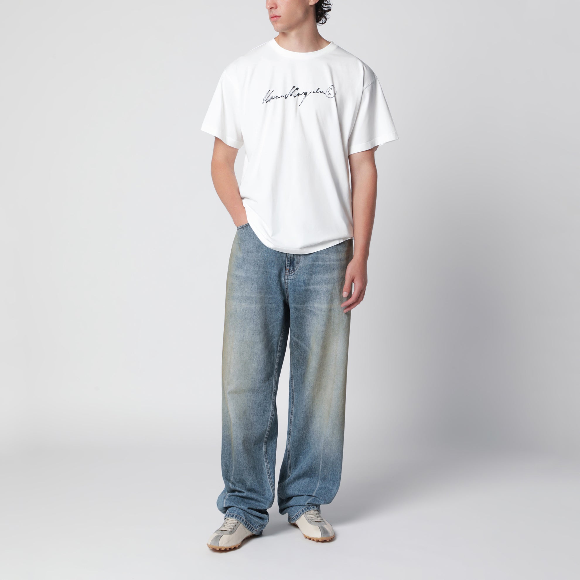White T-shirt with logo print