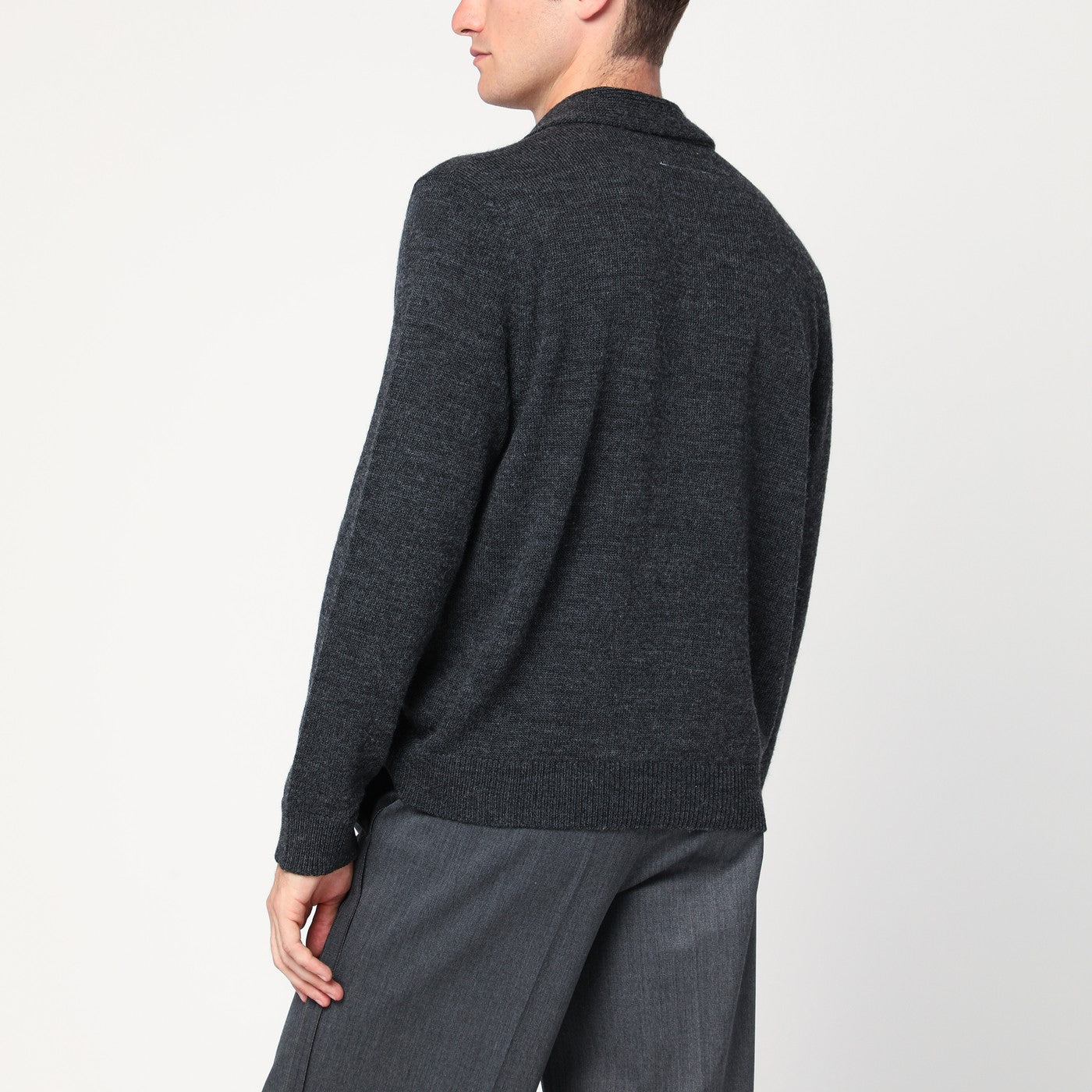 Grauer Wollmisch-Cardigan mit Schal