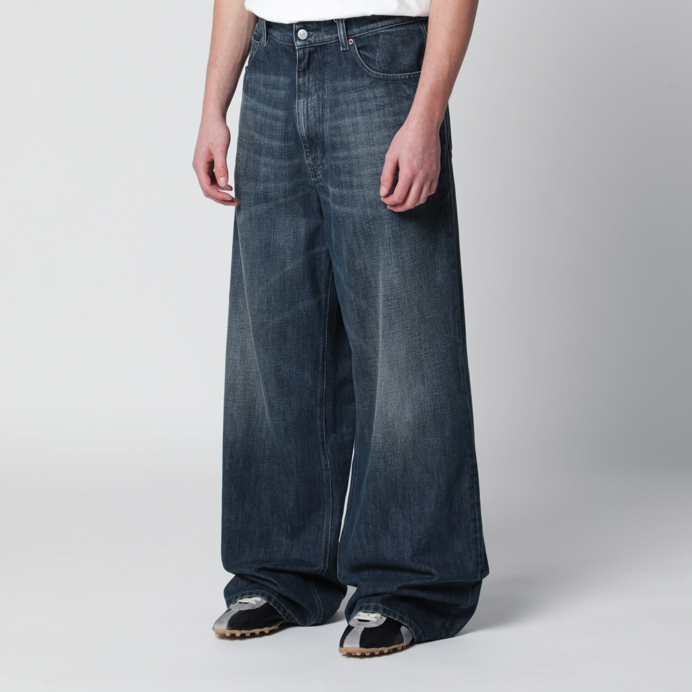 MM6 Maison Margiela Wide blue washed denim jeans | TheDoubleF