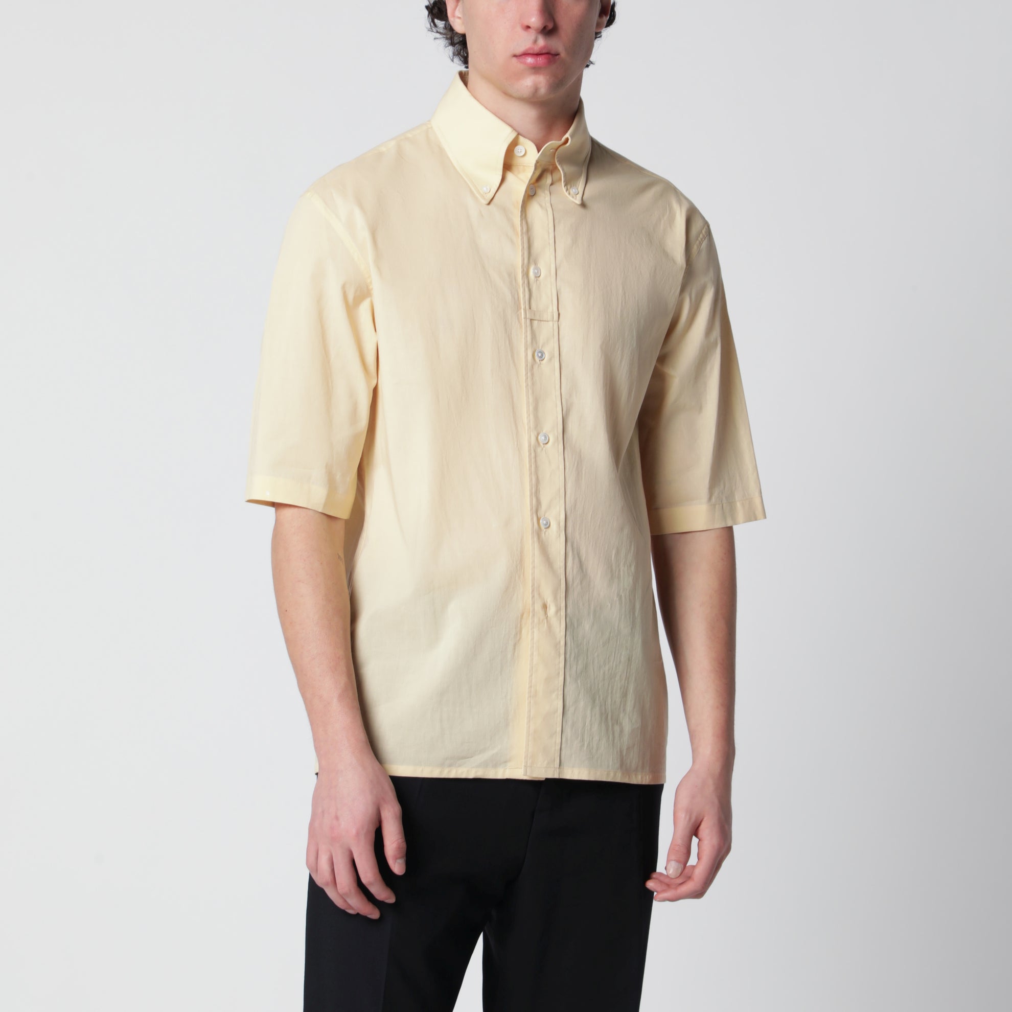 Chemise en laine à manches courtes jaune clair