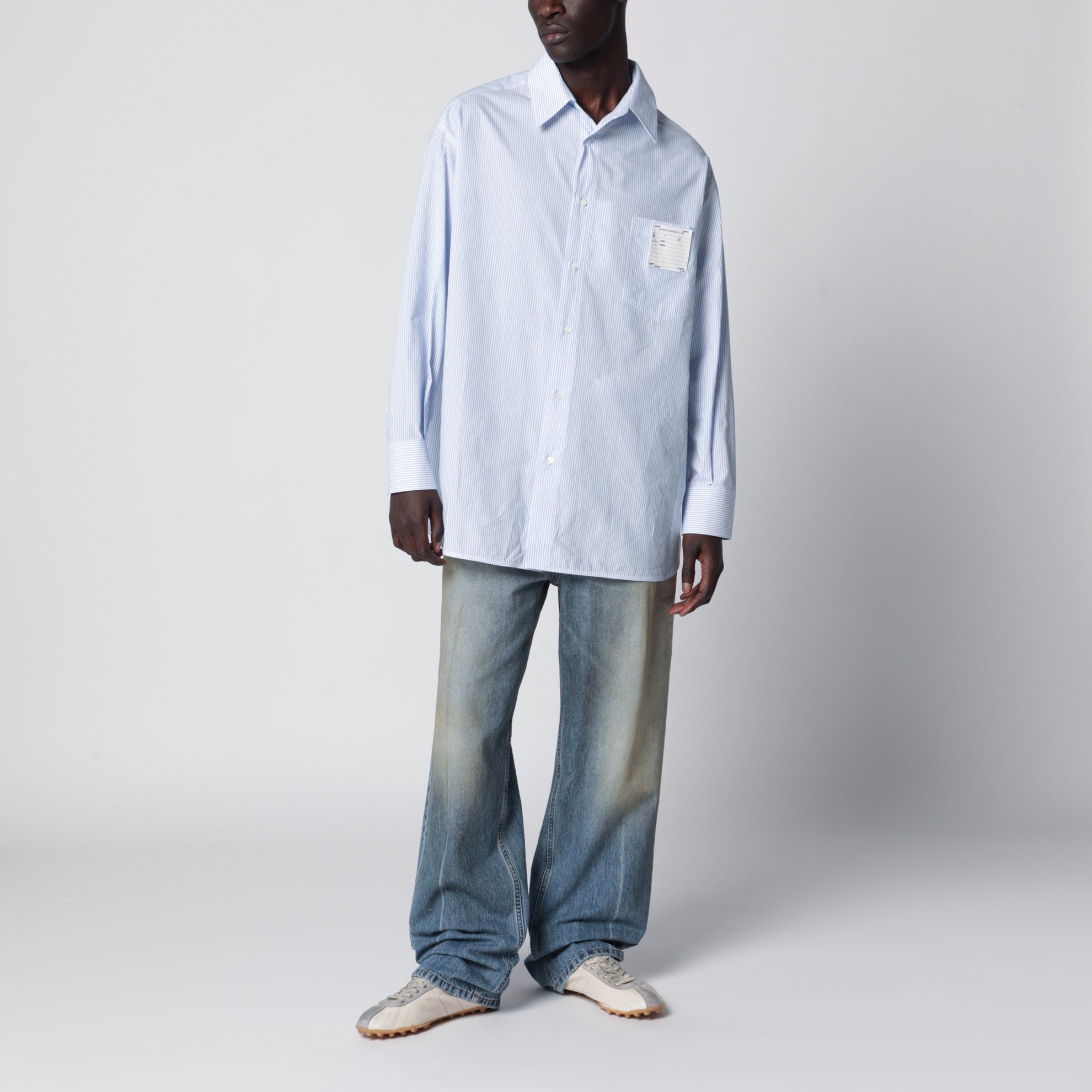 Camicia a righe in cotone bianca/azzurra