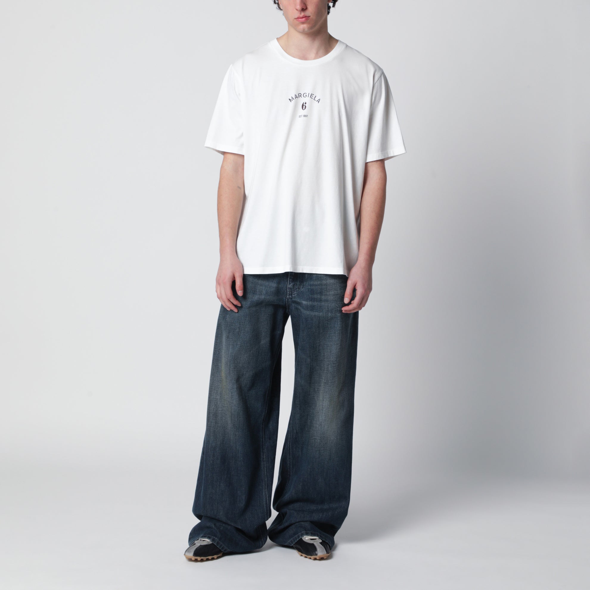 Weißes T-Shirt mit Logoprint