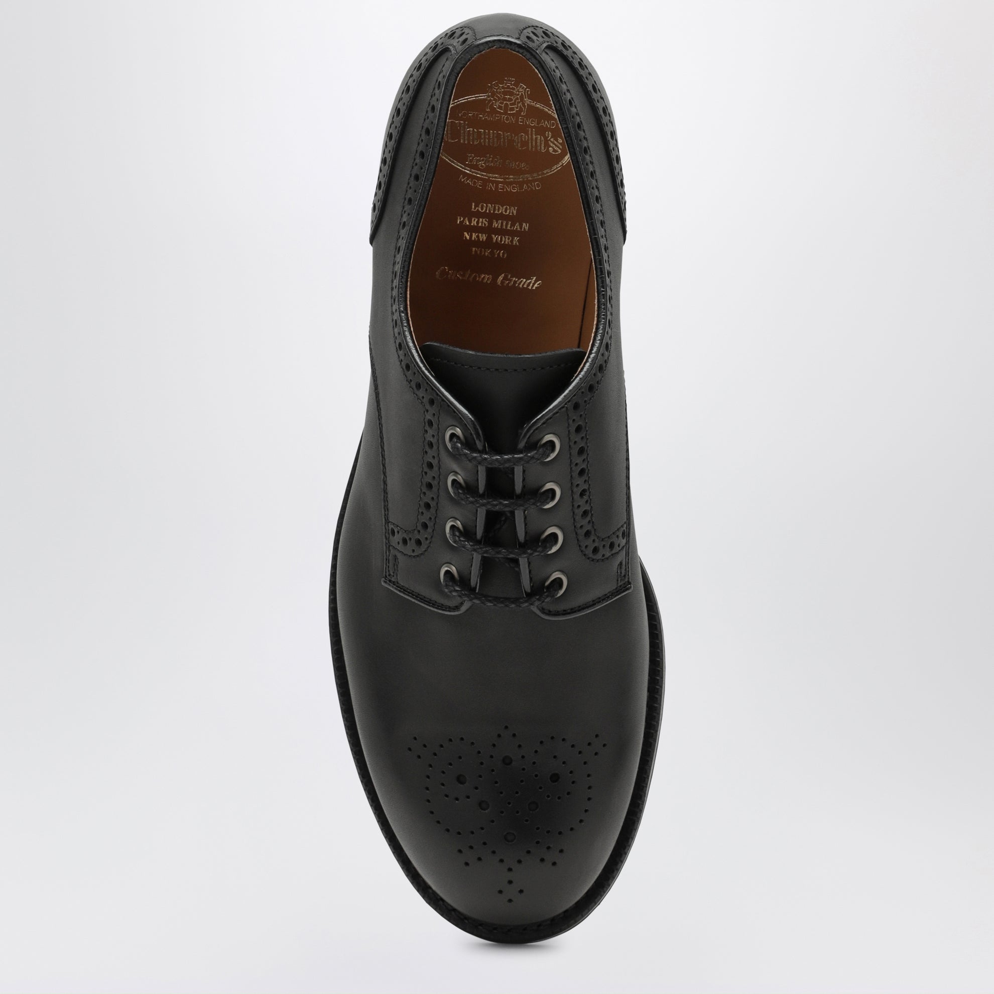 Schwarze Schnürschuhe aus Leder