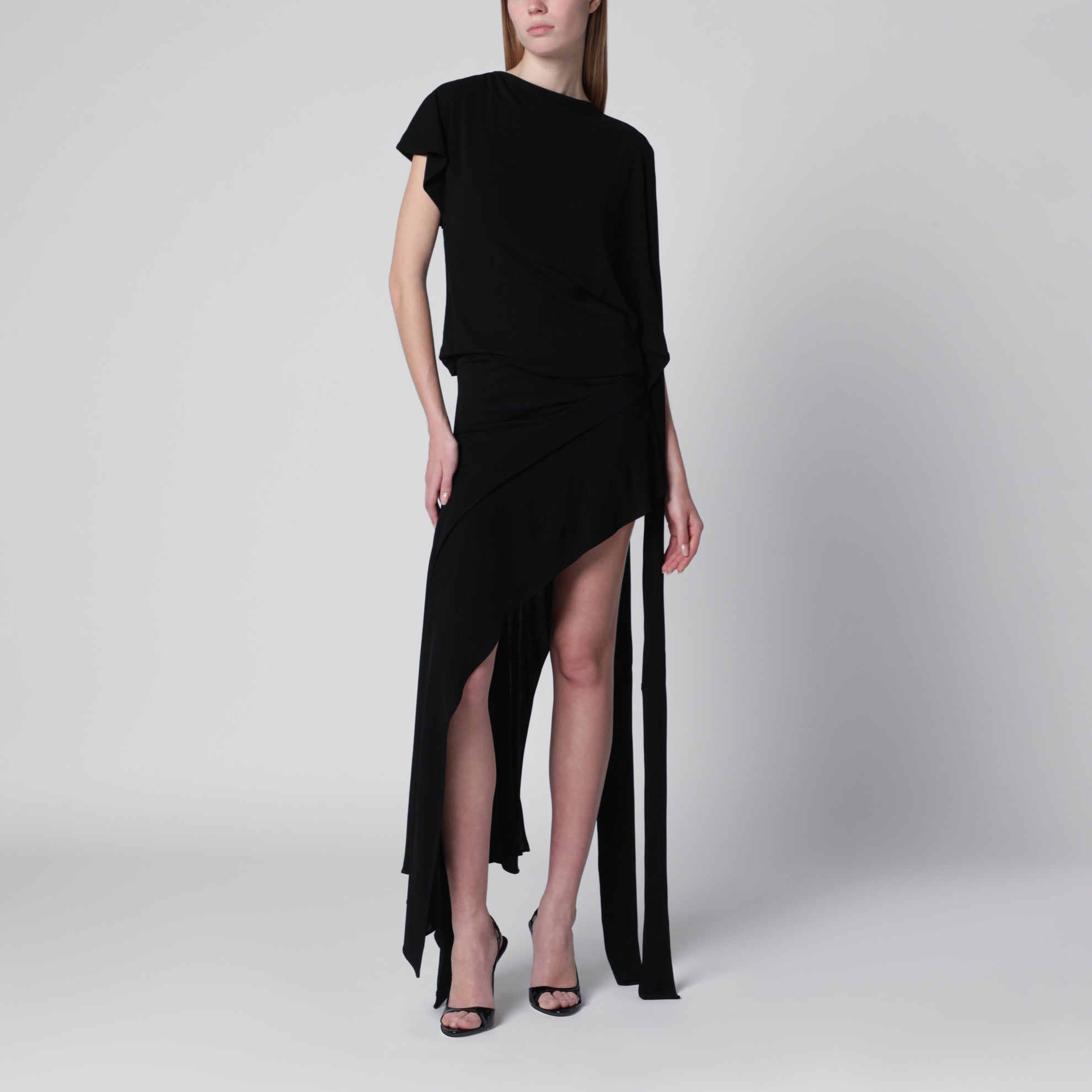 Black mini skirt with side train