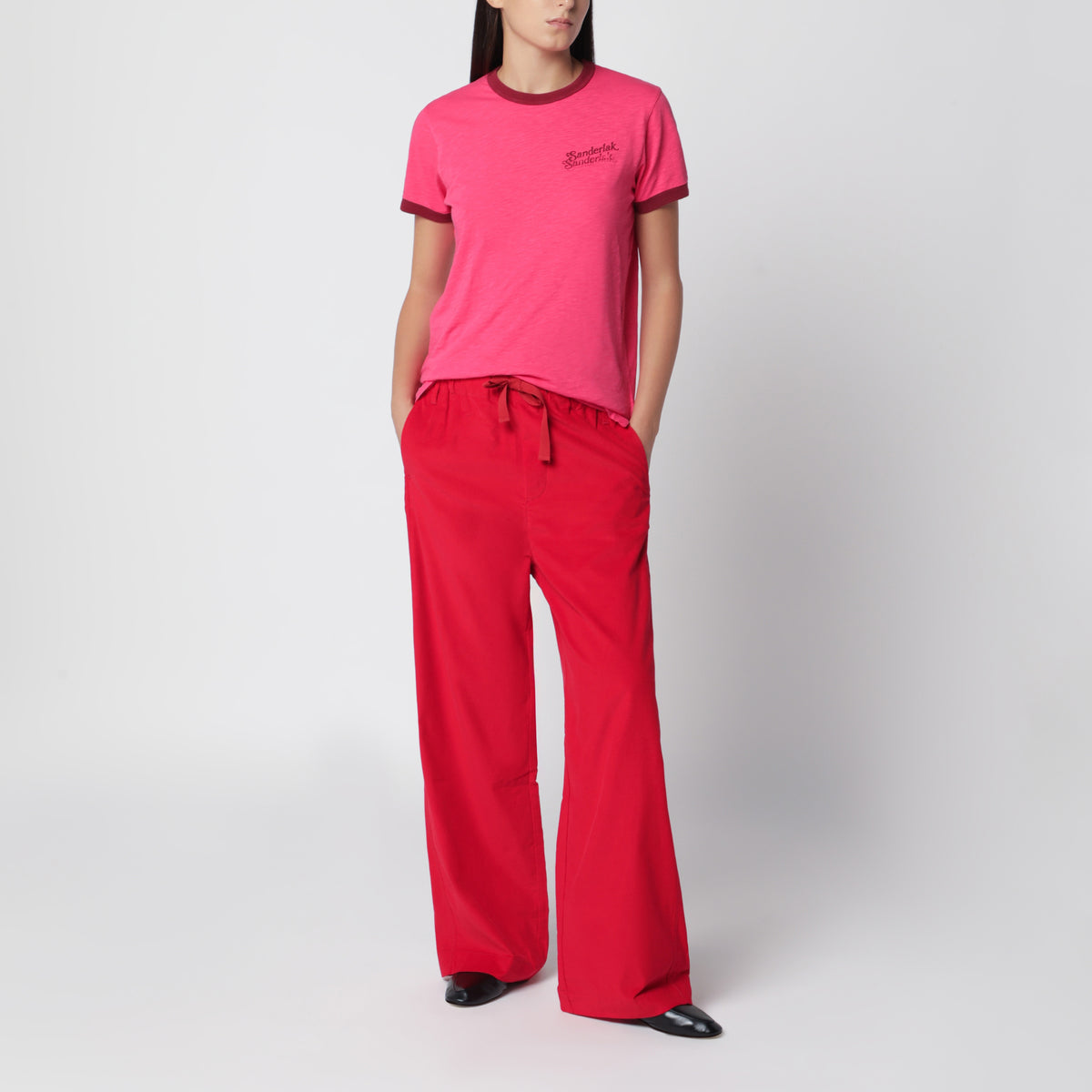 T-shirt a coste a contrasto in cotone