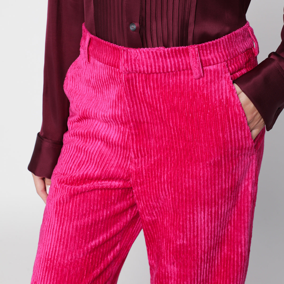 Pantaloni cropped Cadillac rosa in velluto a coste