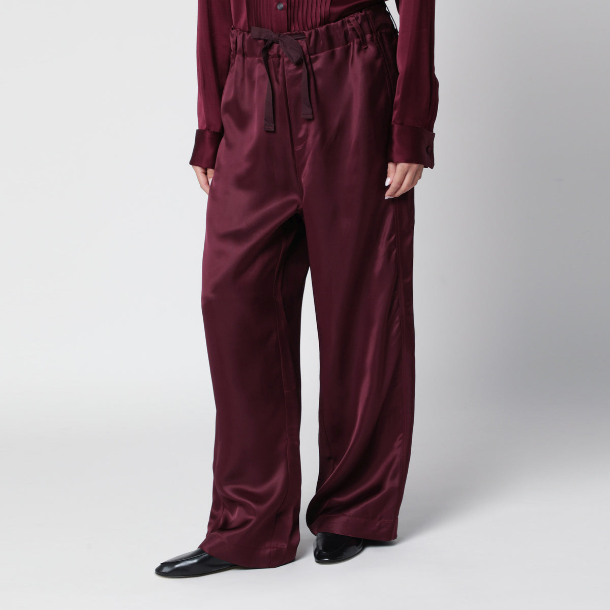 Pantaloni fluidi color melanzana in viscosa lucida