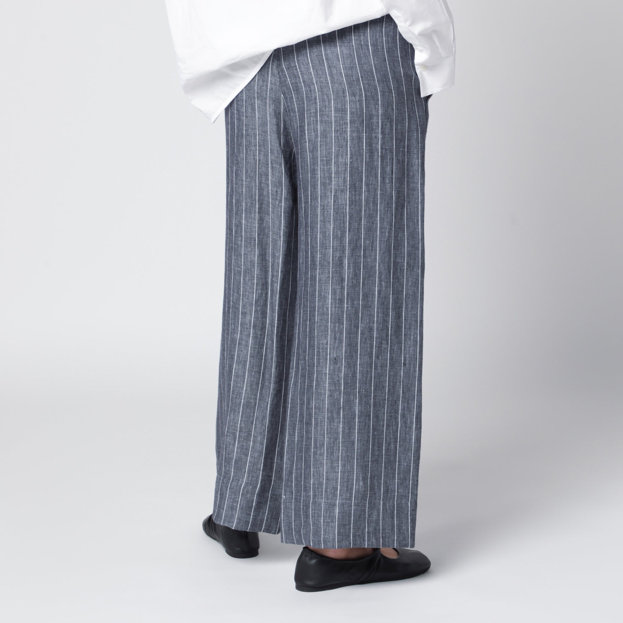 Navy blue denim-effect pinstripe linen trousers