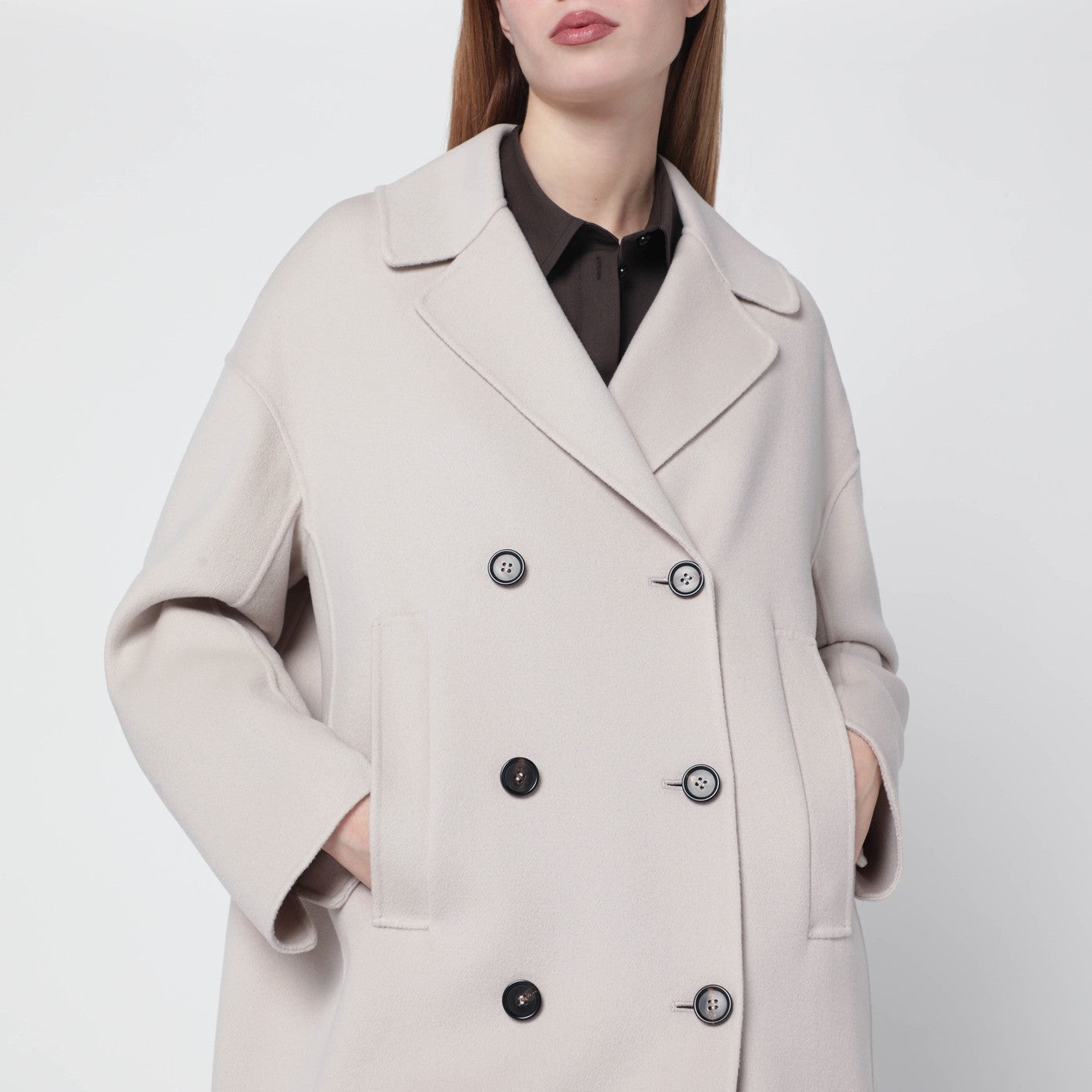 Cappotto midi color sabbia in drap di lana