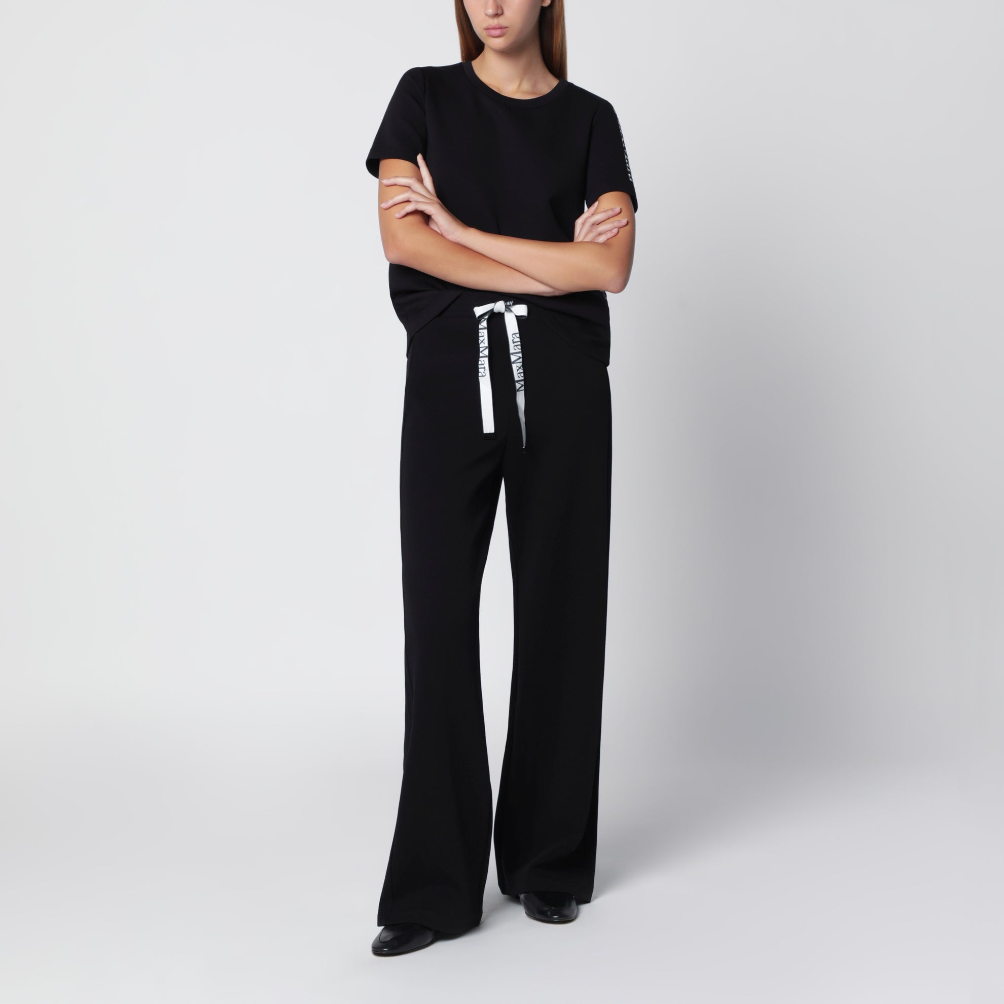 T-shirt en mélange de coton noir avec logo brodé