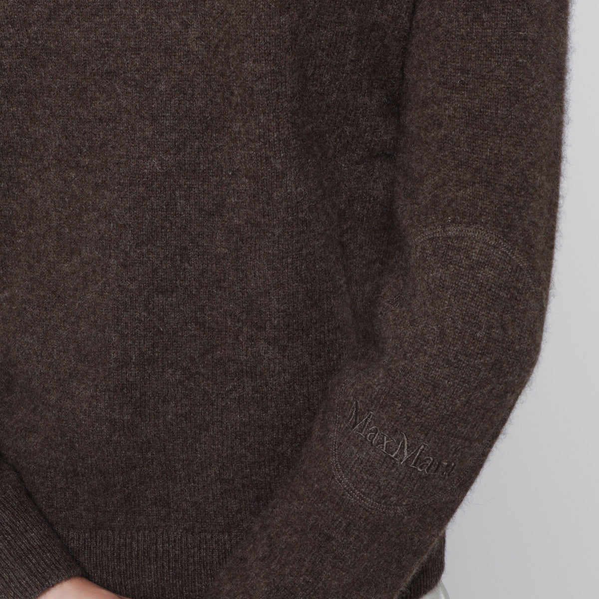 Pull en yak marron à col rond
