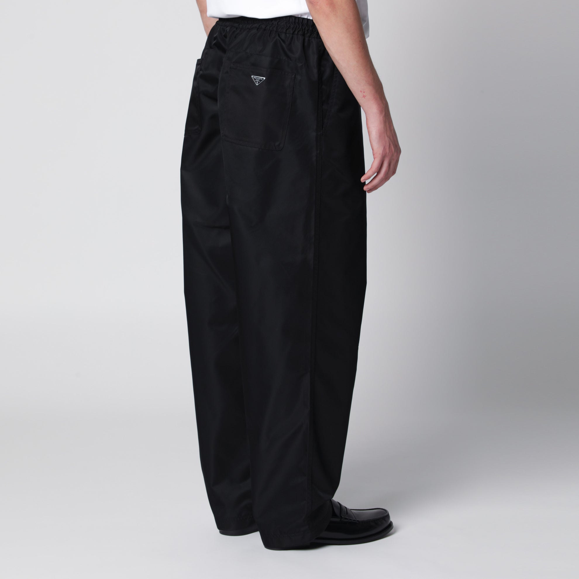 Pantaloni in Re-Nylon neri