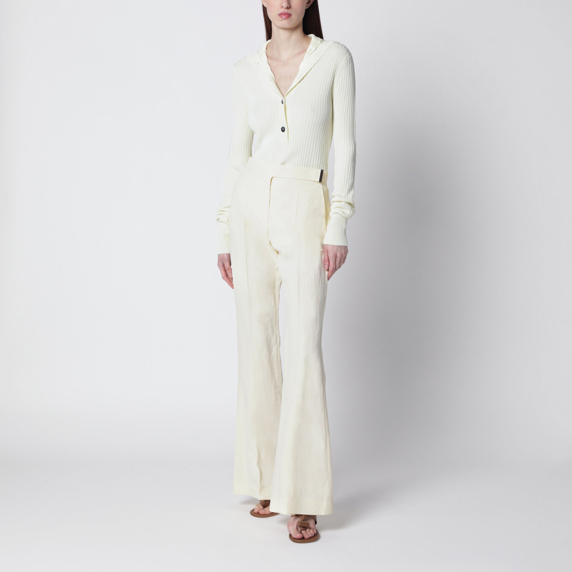Pantalone flare a vita bassa in viscosa e carta tessile