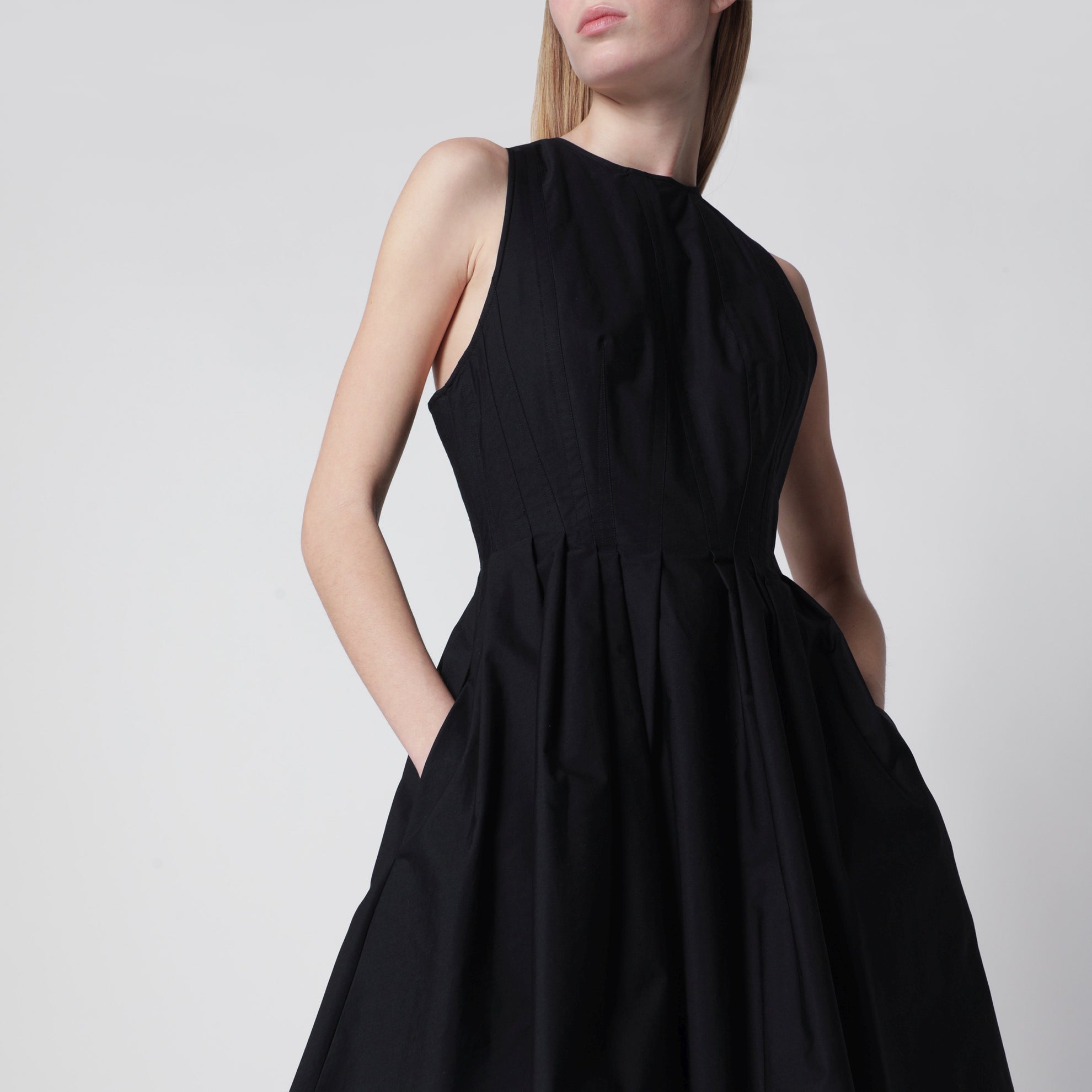 Robe courte Araco sans manches en coton noir