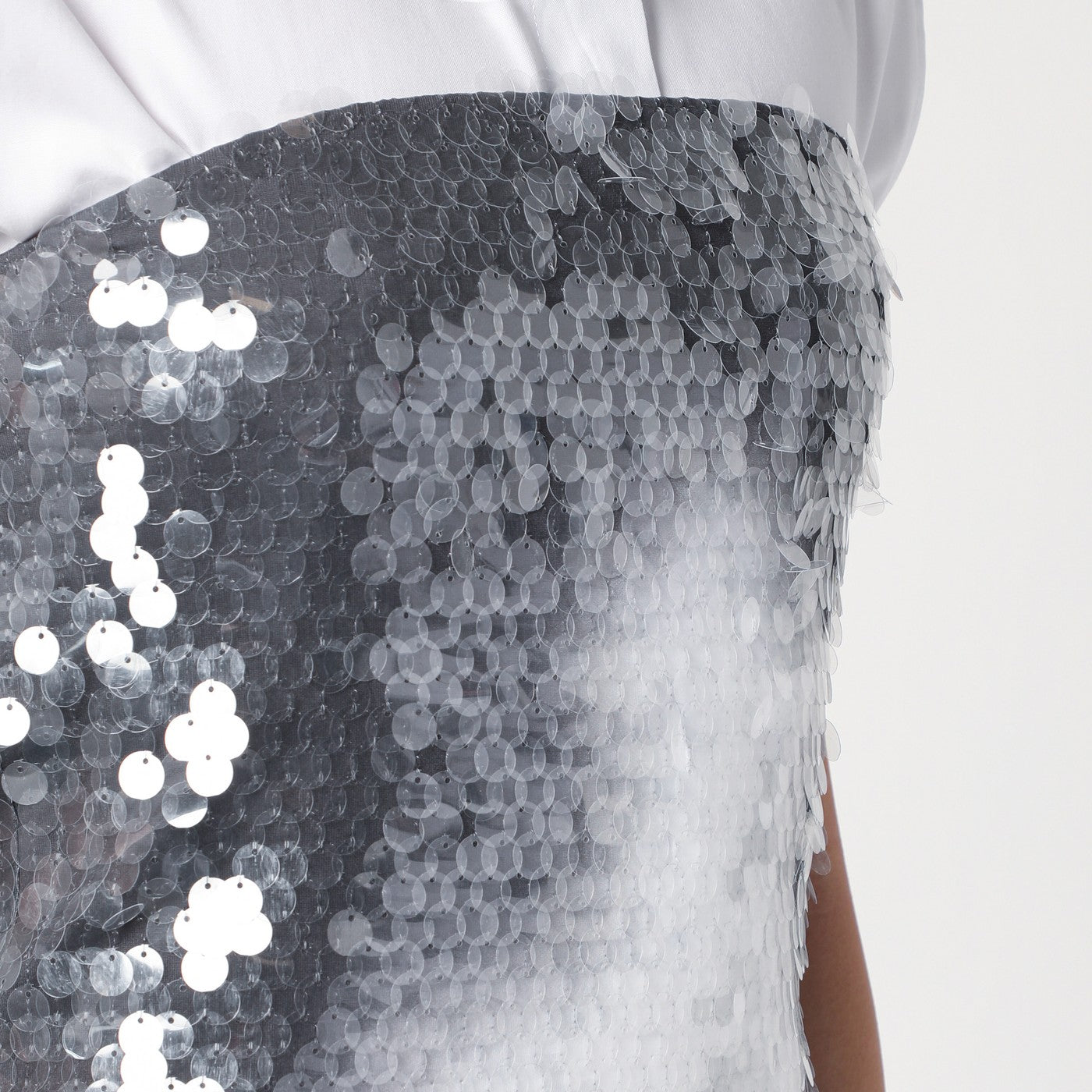 Robe mi-longue à sequins effet dégradé