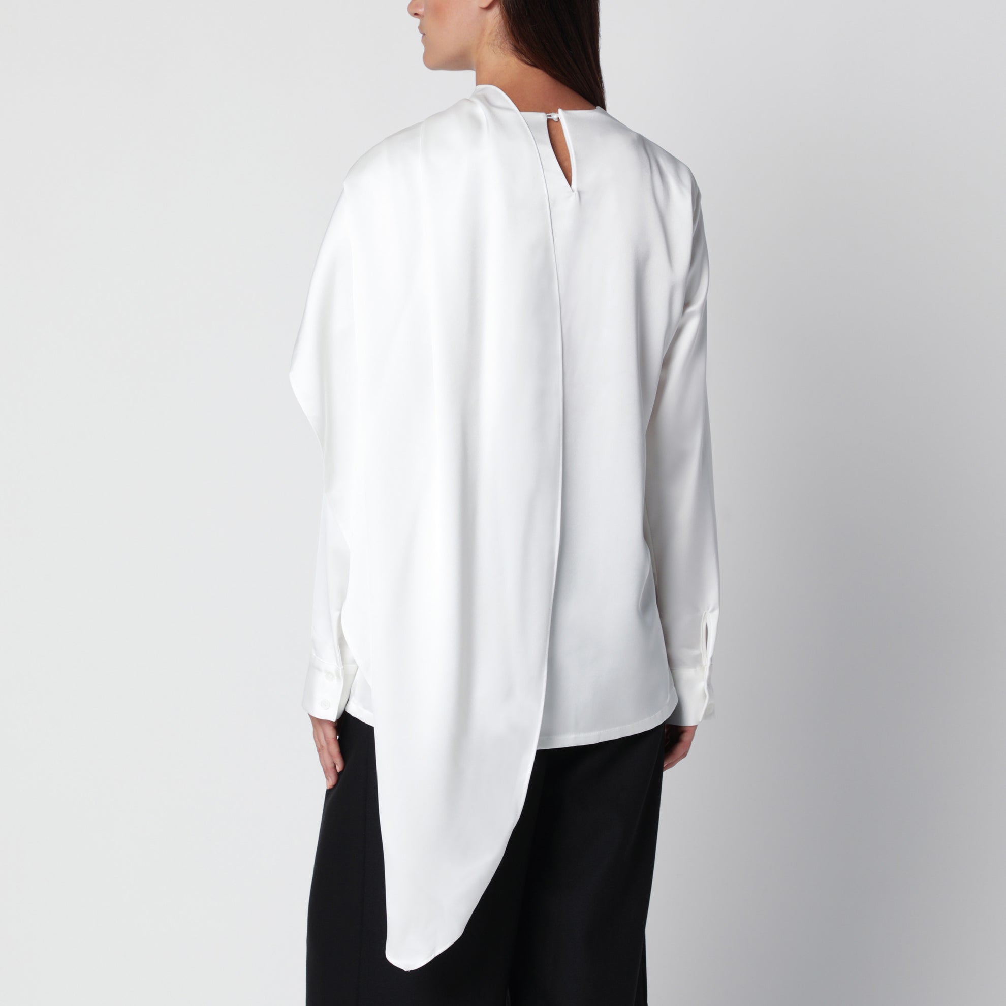 Weiße Koa Bluse aus drapiertem Satin