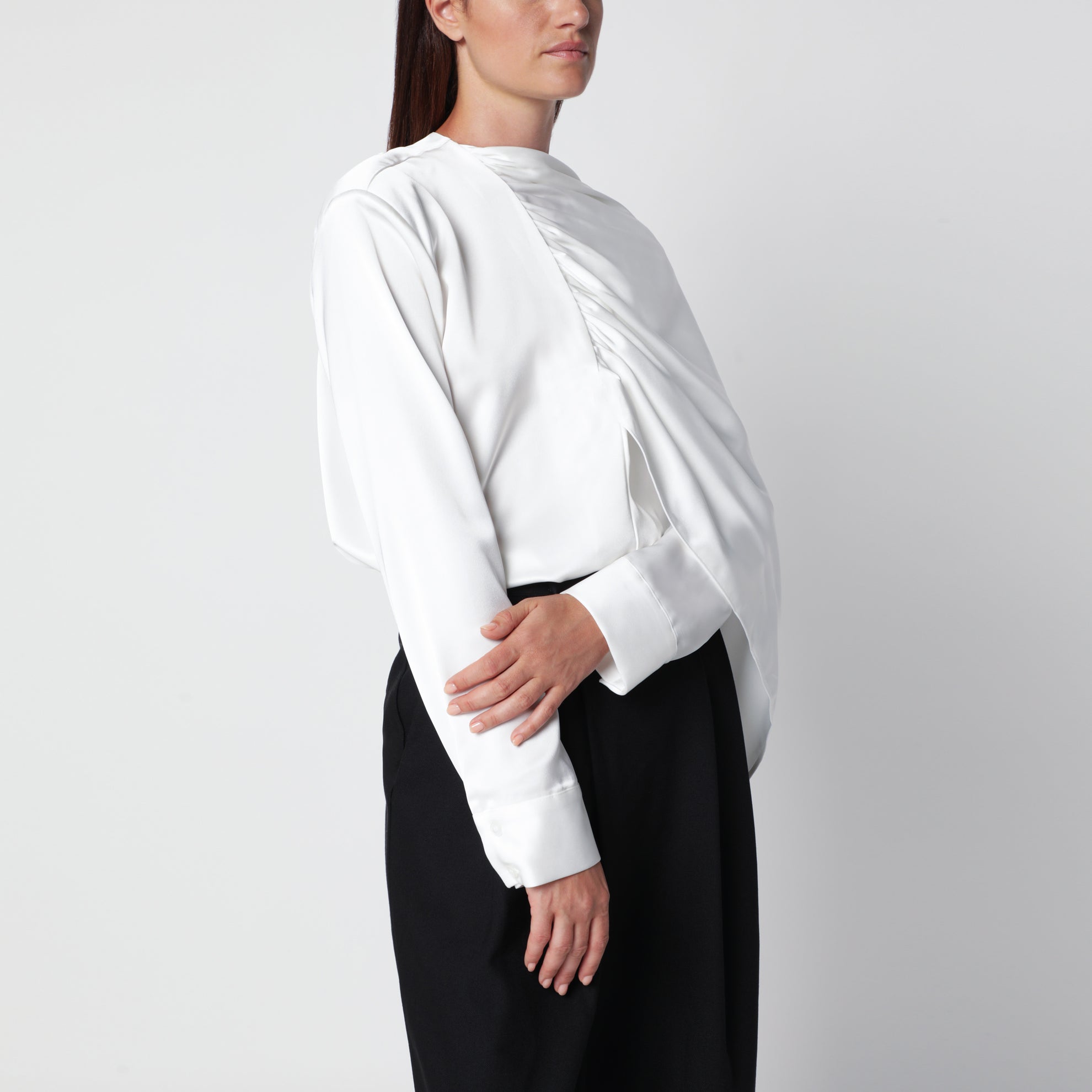 Weiße Koa Bluse aus drapiertem Satin