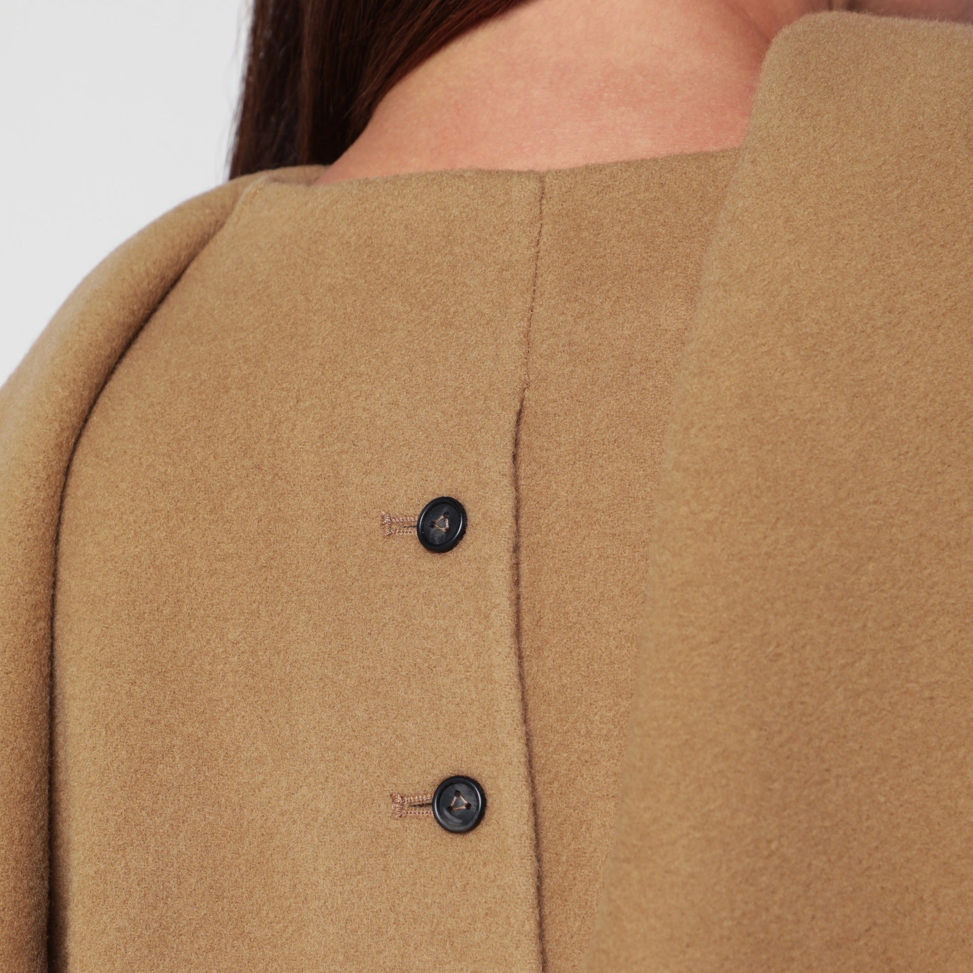 Cappotto Nuage con ampio pannello marrone chiaro
