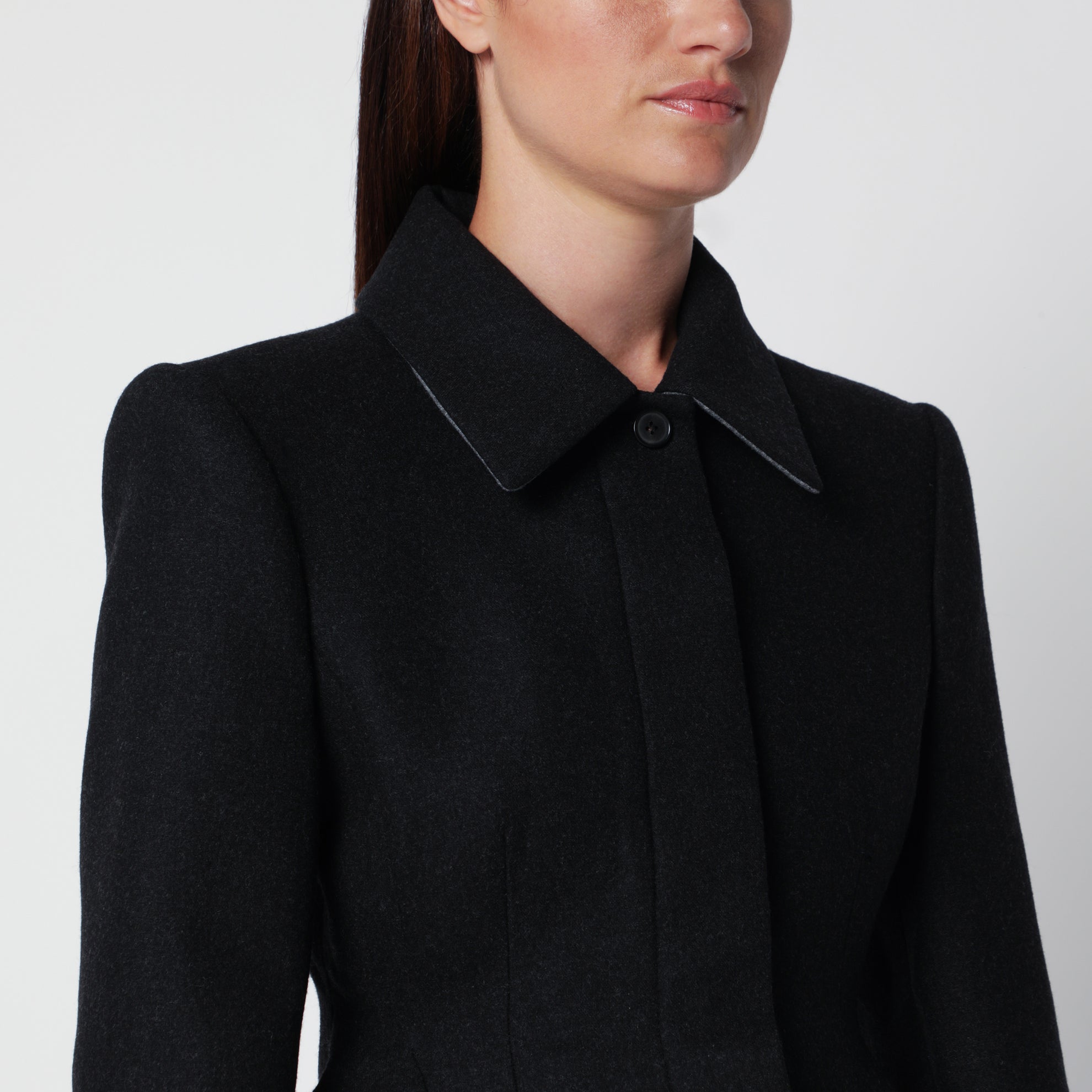 Veste noire à simple boutonnage en mélange de laine