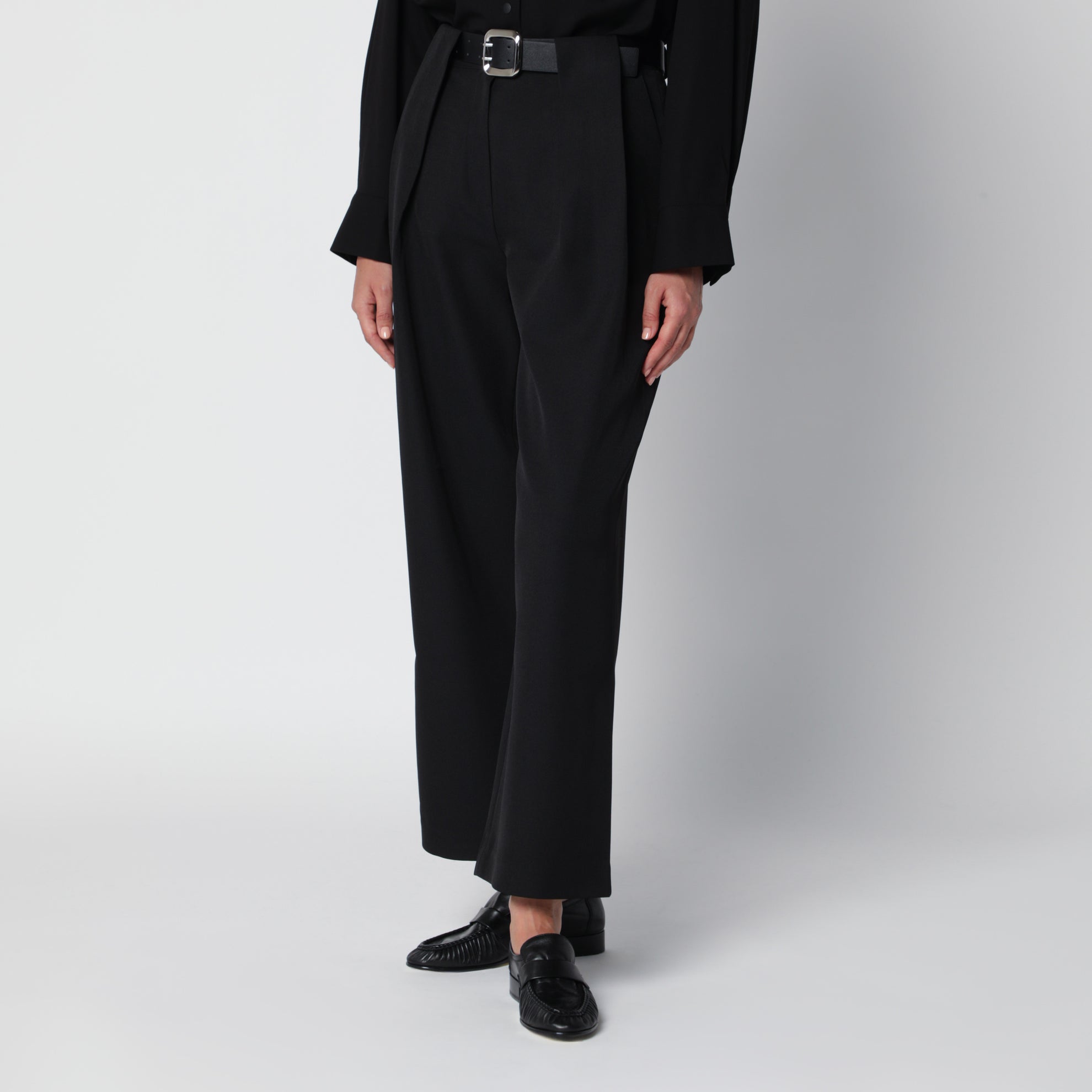 Matteo black trousers with belt