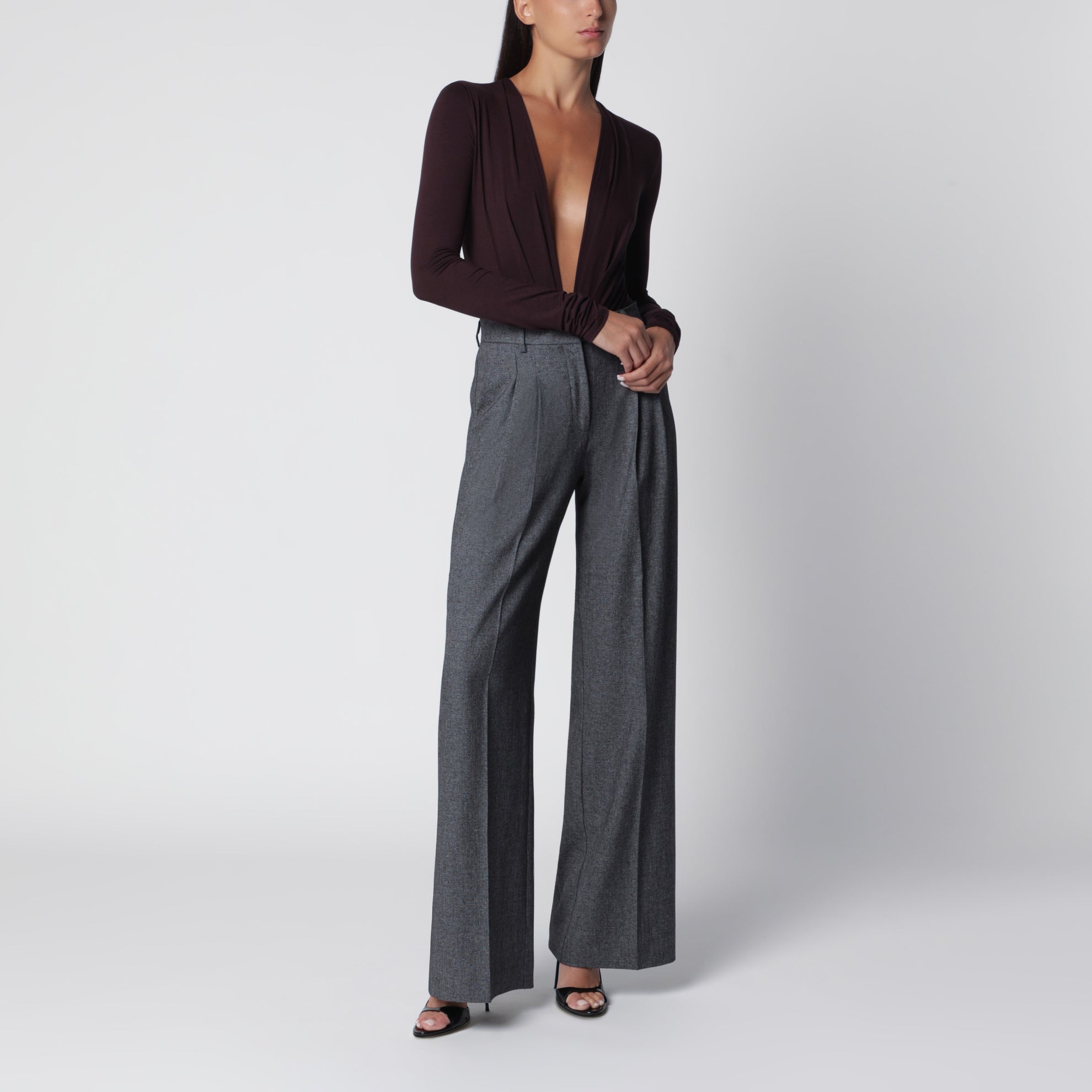 Deep neckline rouge noir stretch jersey bodysuit
