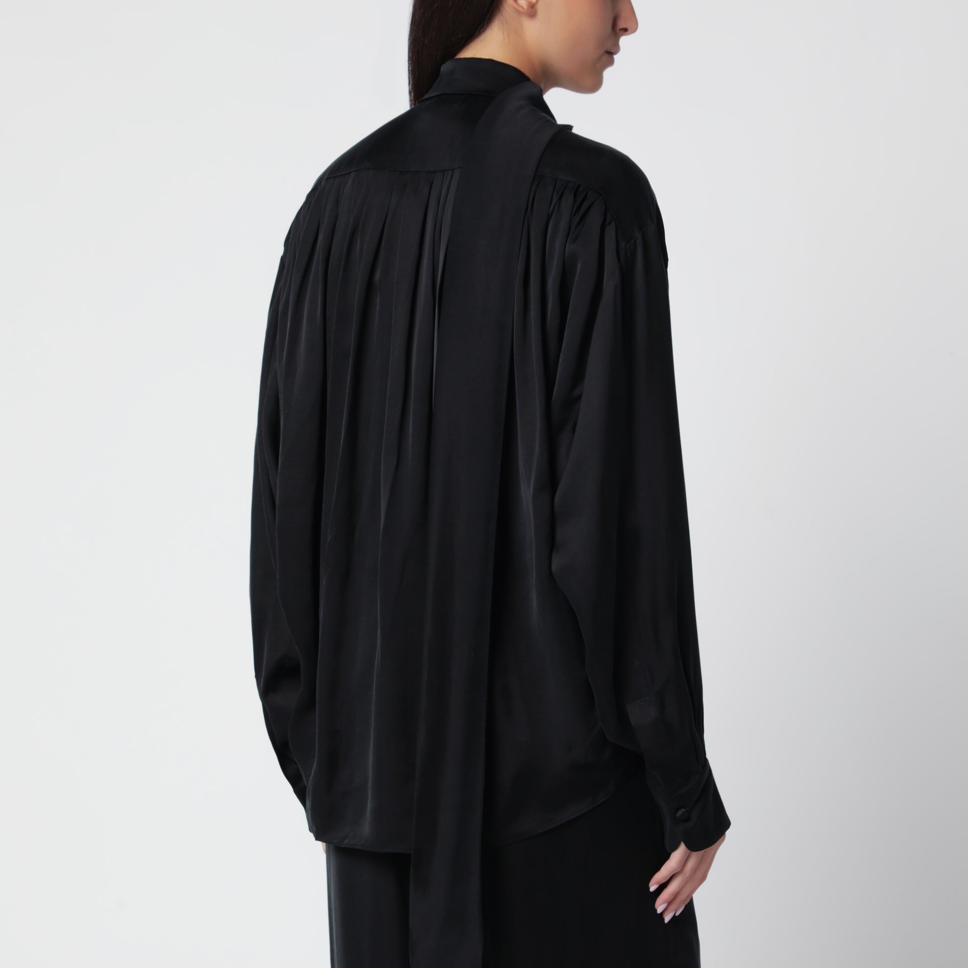Bluse Mathilda schwarz aus Cupro