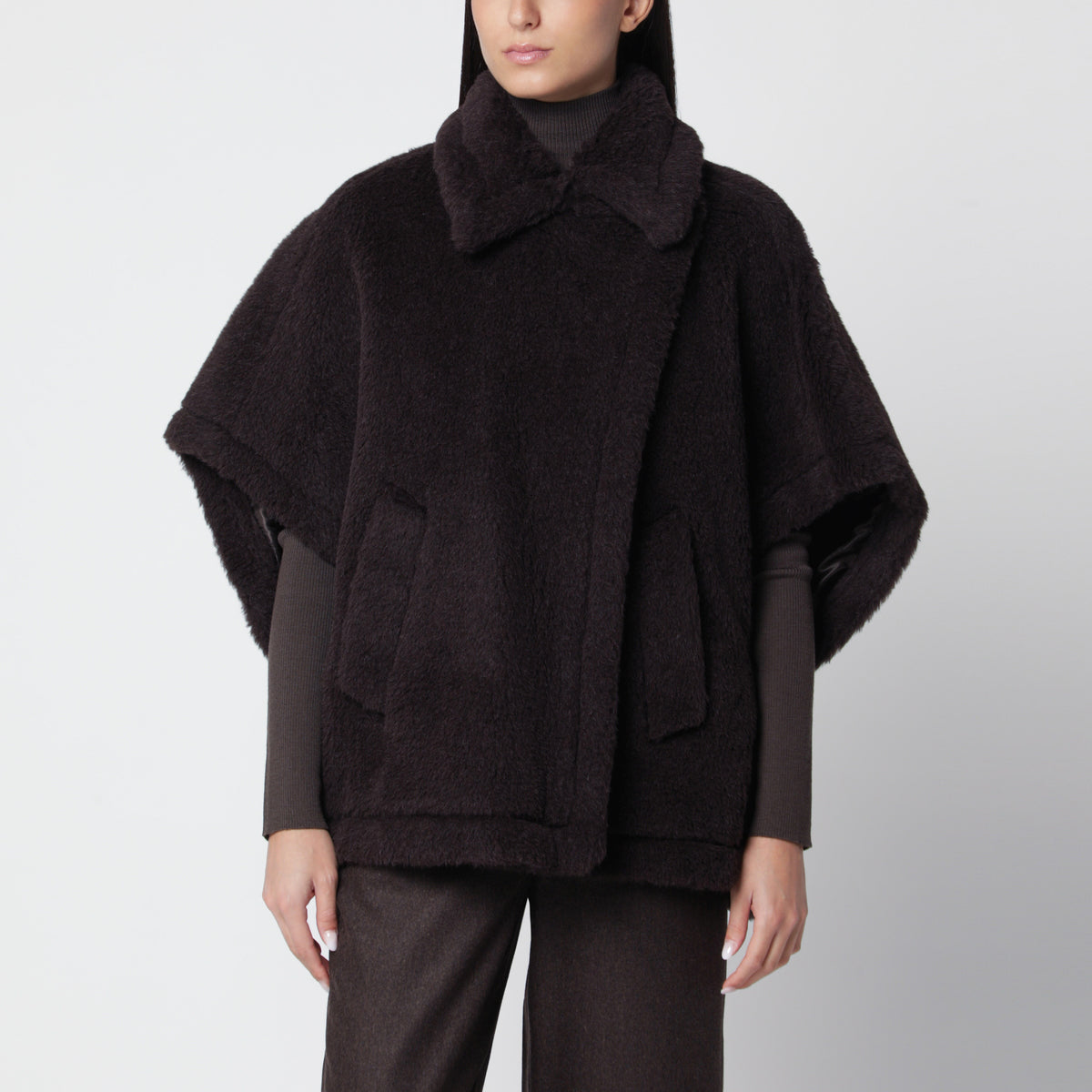 Mantella marrone in teddy di alpaca e lana