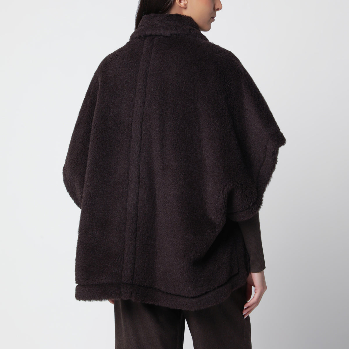 Mantella marrone in teddy di alpaca e lana