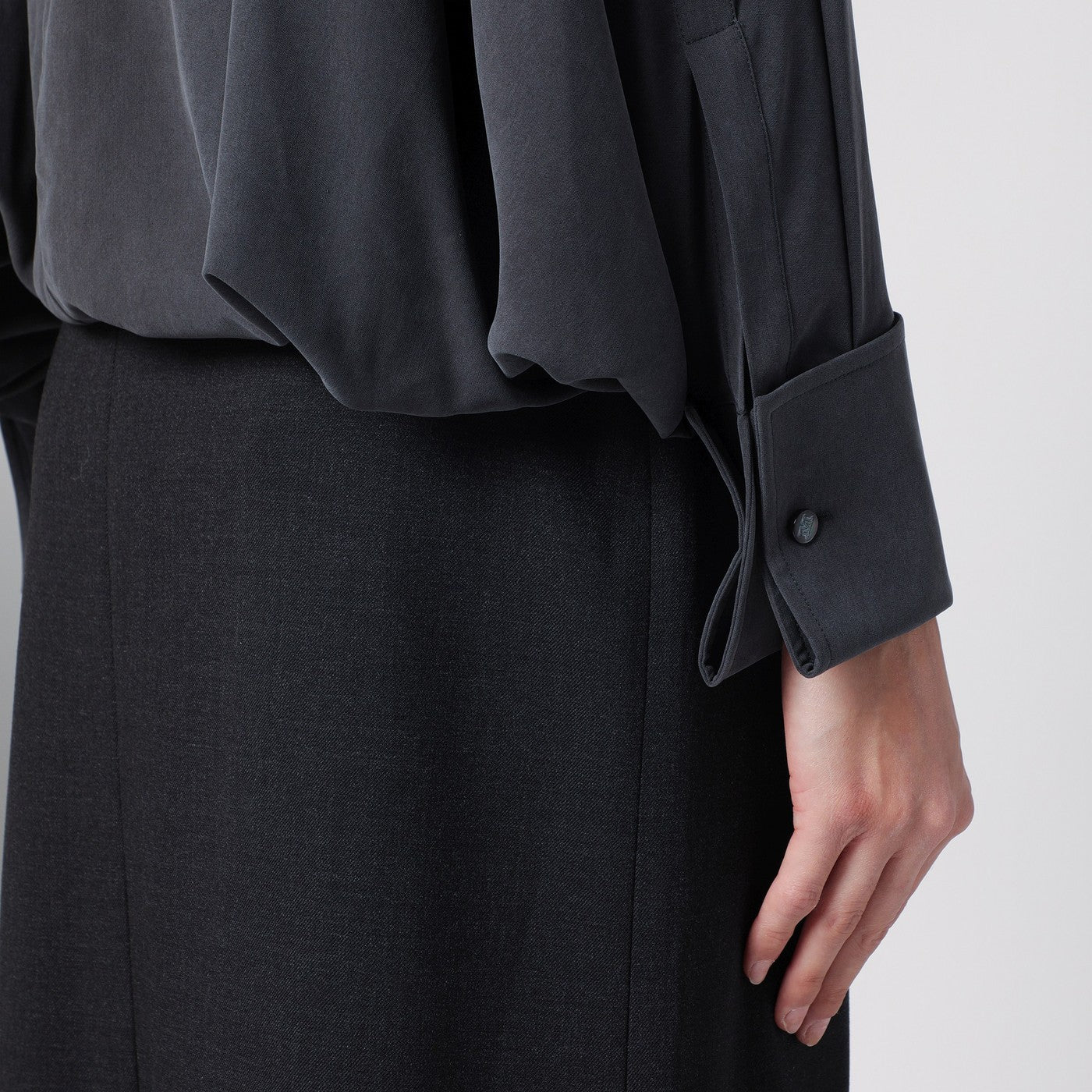 Anthracite grey silk body shirt