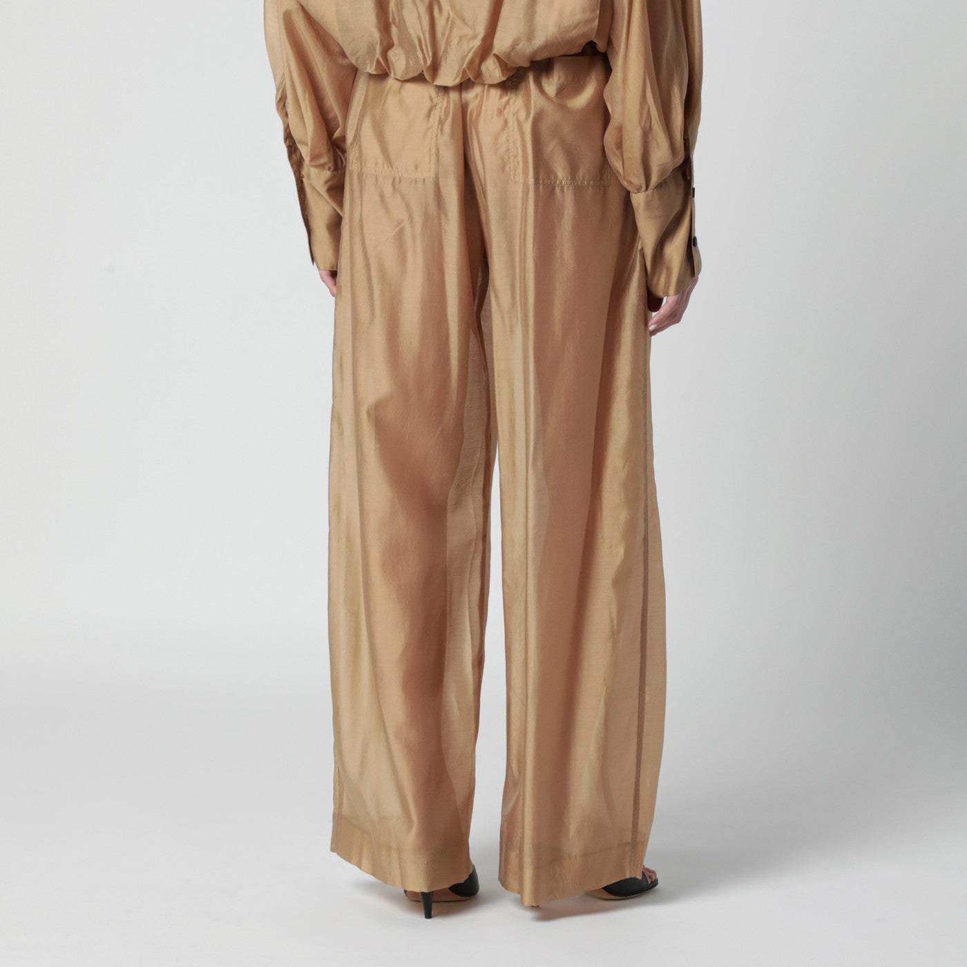 Dora-Hose aus leichter Musselin in Nude
