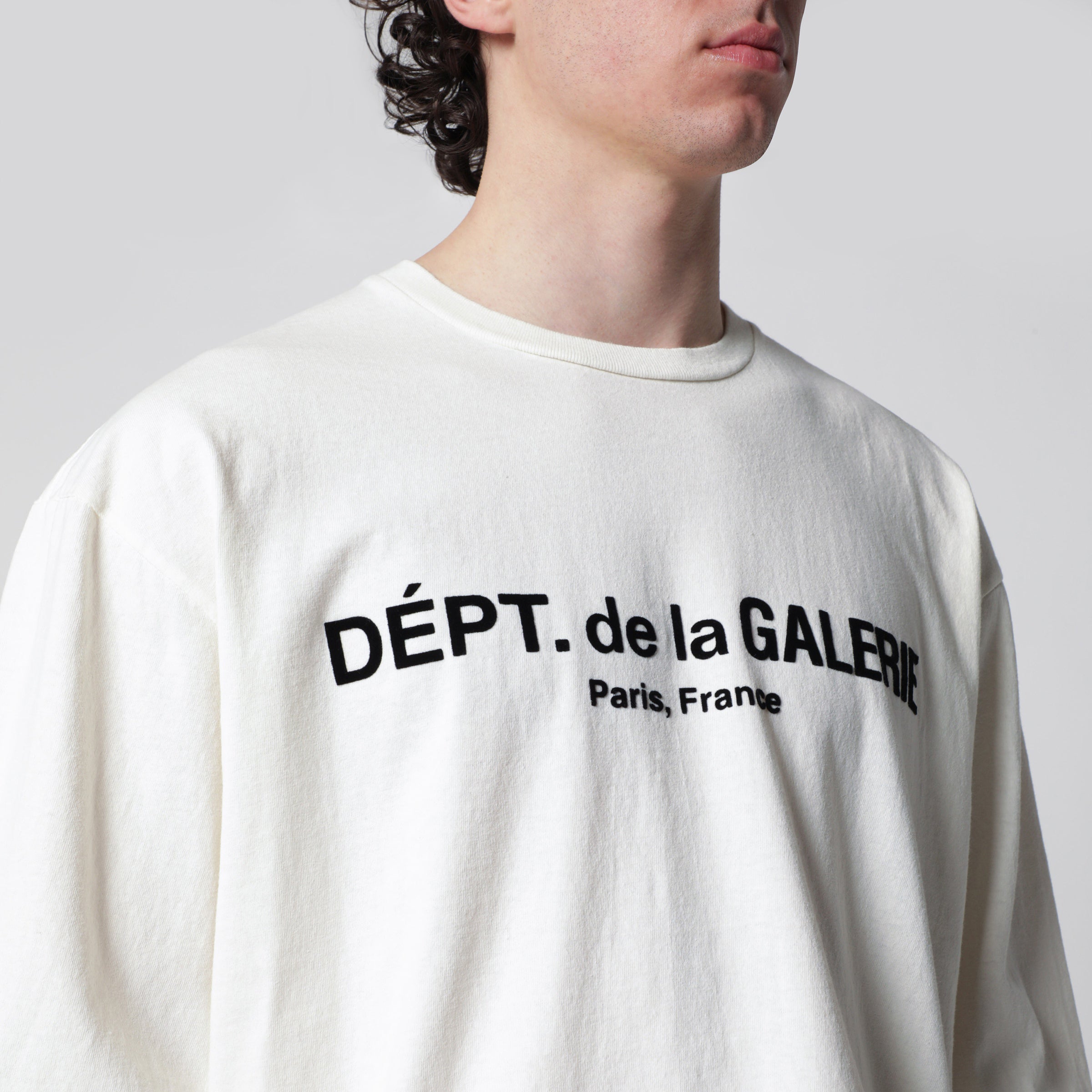 Gallery Dept. Cream long-sleeve T-shirt with French logo | TheDoubleF