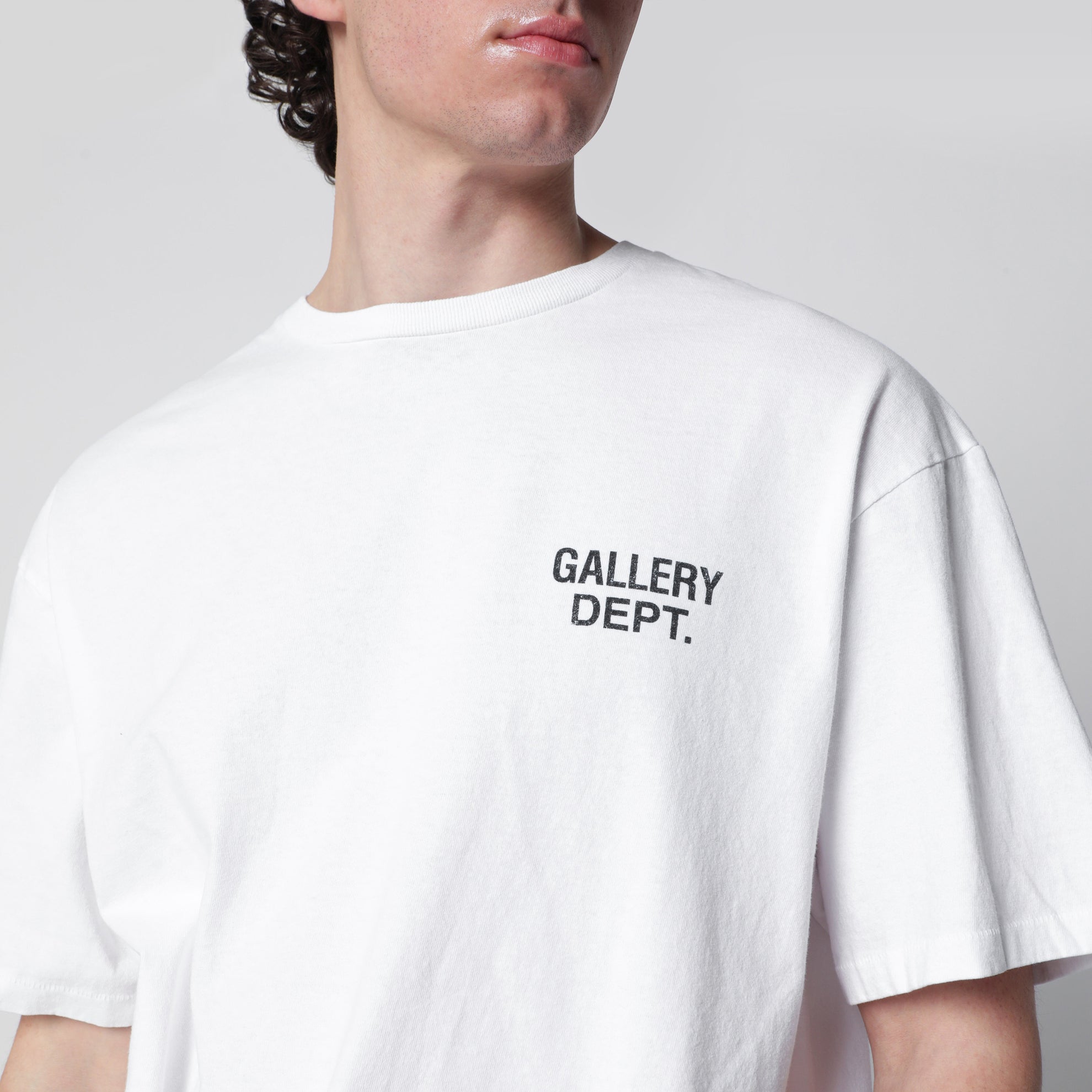T-shirt blanc avec logo imprimé
