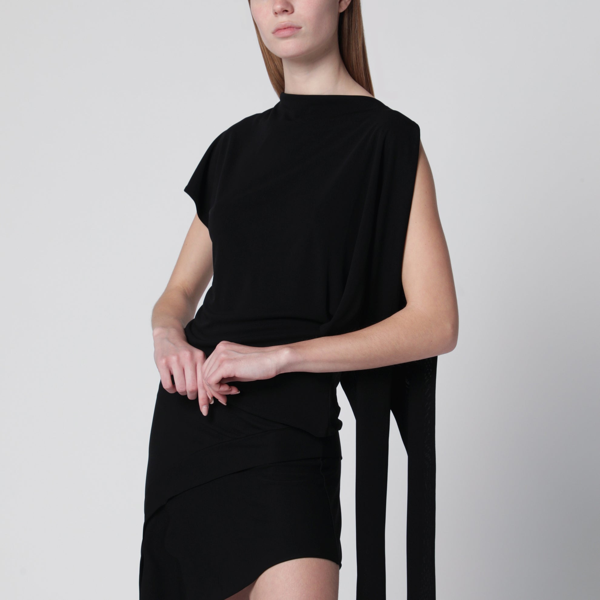 Top asimmetrico nero in viscosa