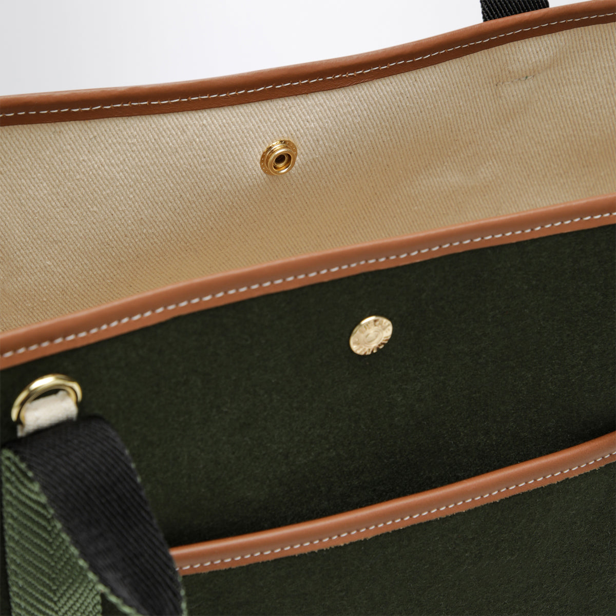 Olivgrüne Traversée M Tote Bag aus Filz