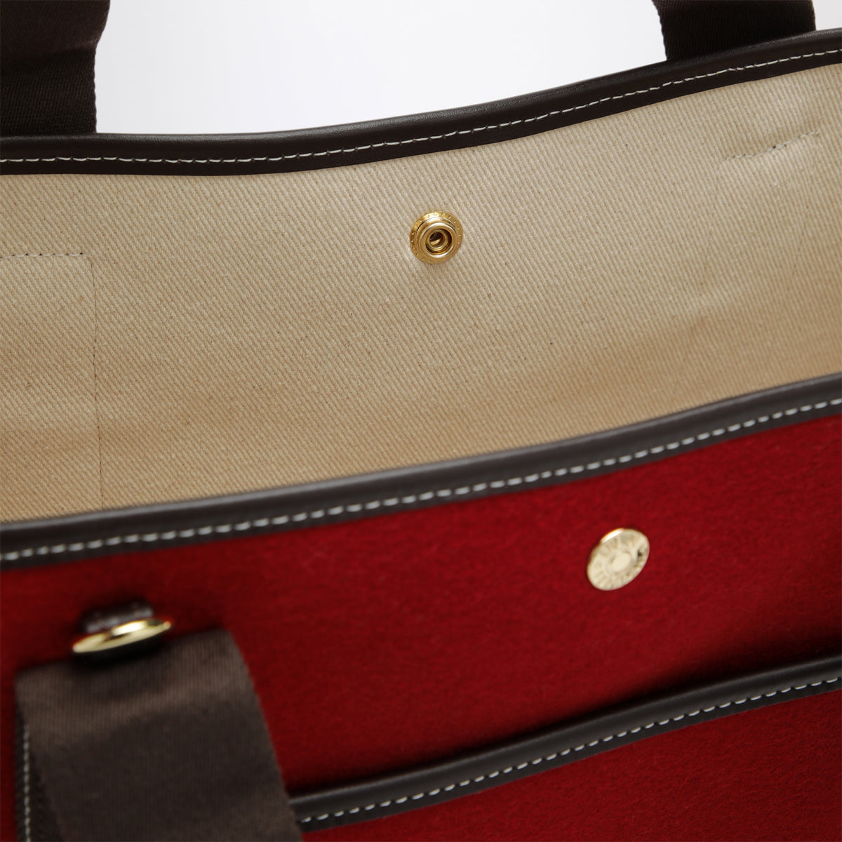 Traversée M Pocket red flannel bag