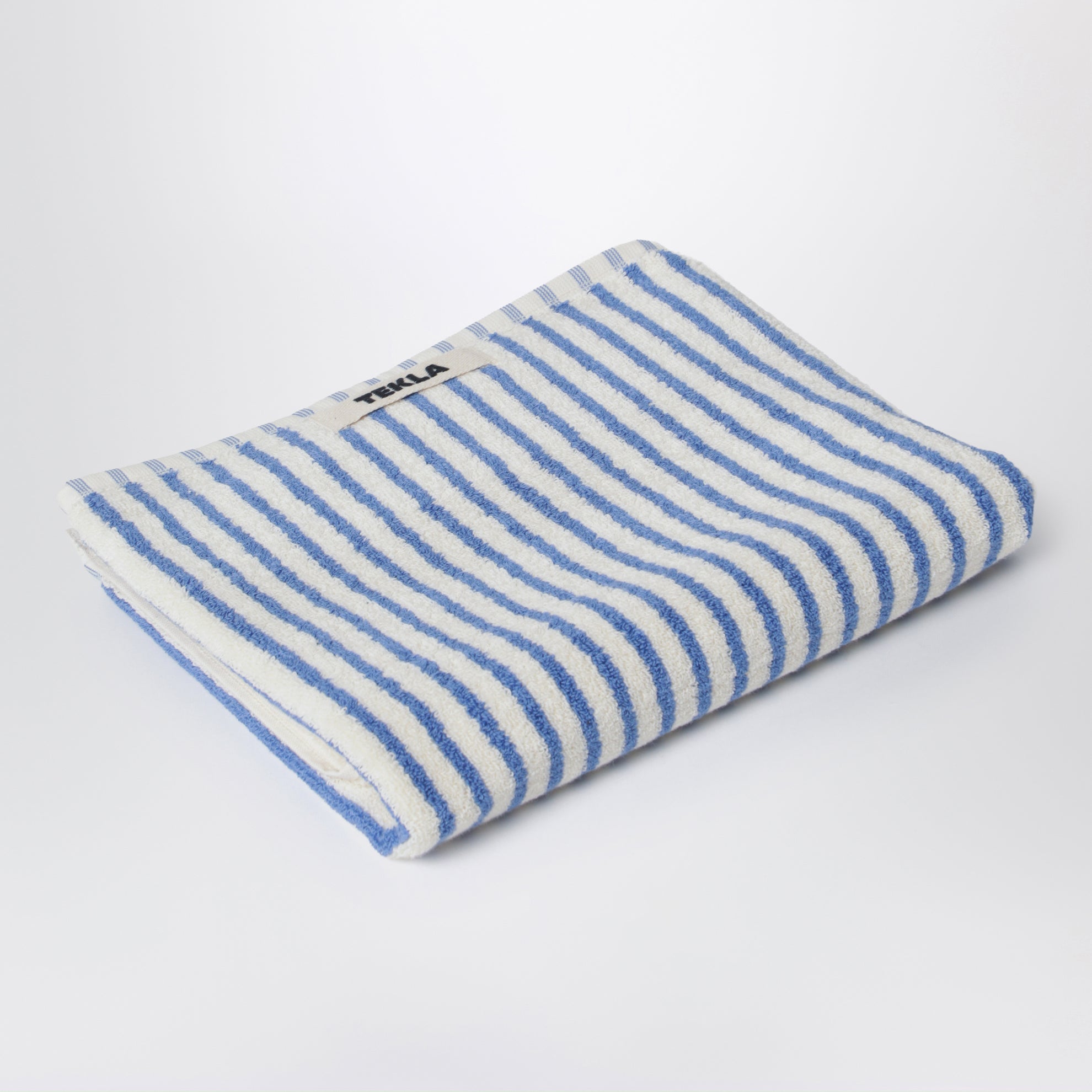 Serviette blanche à rayures 50x90