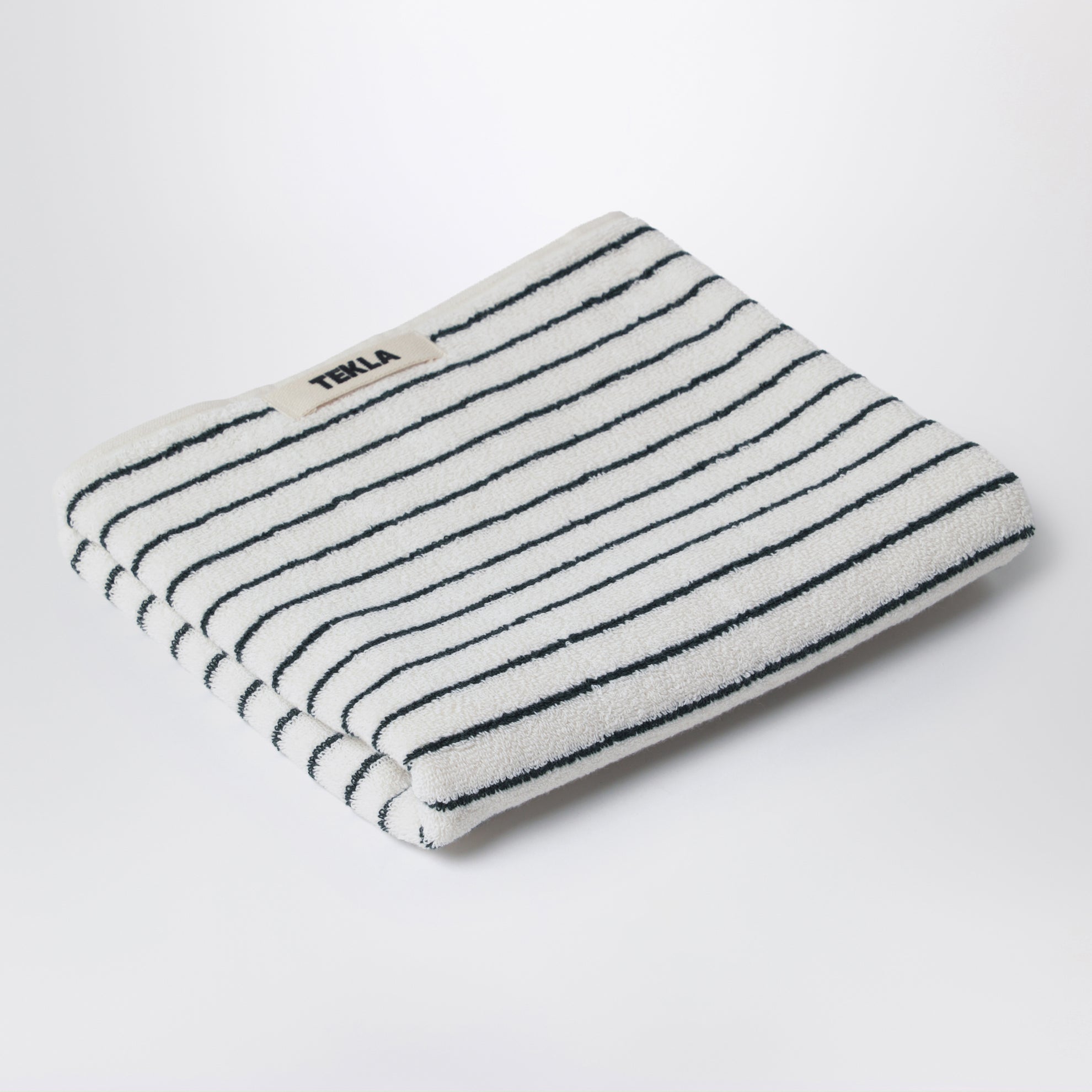 White striped towel 50x90
