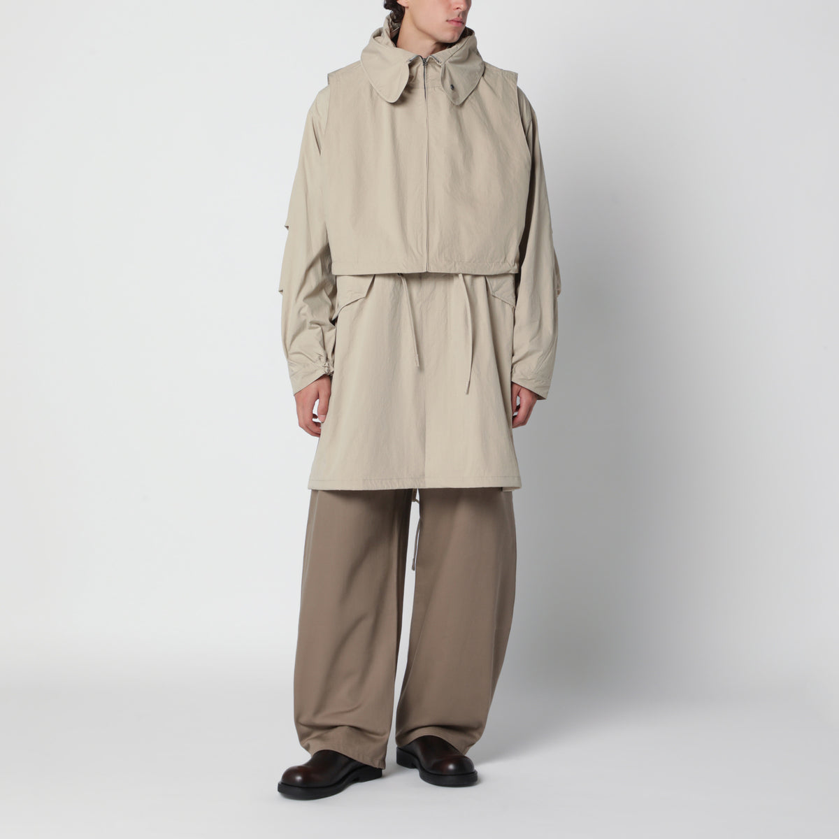 Parka beige en nylon avec cordon de serrage