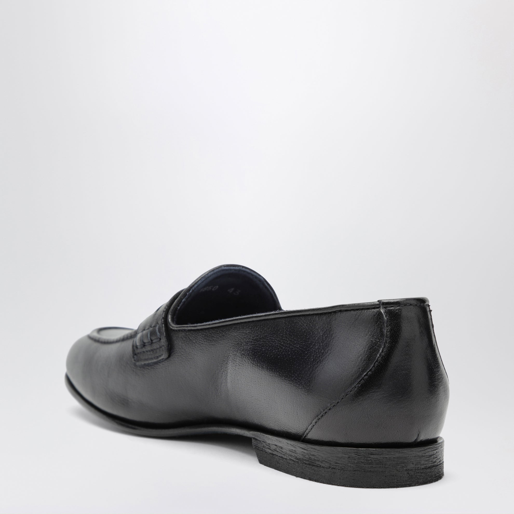 Savio navy blue leather loafers