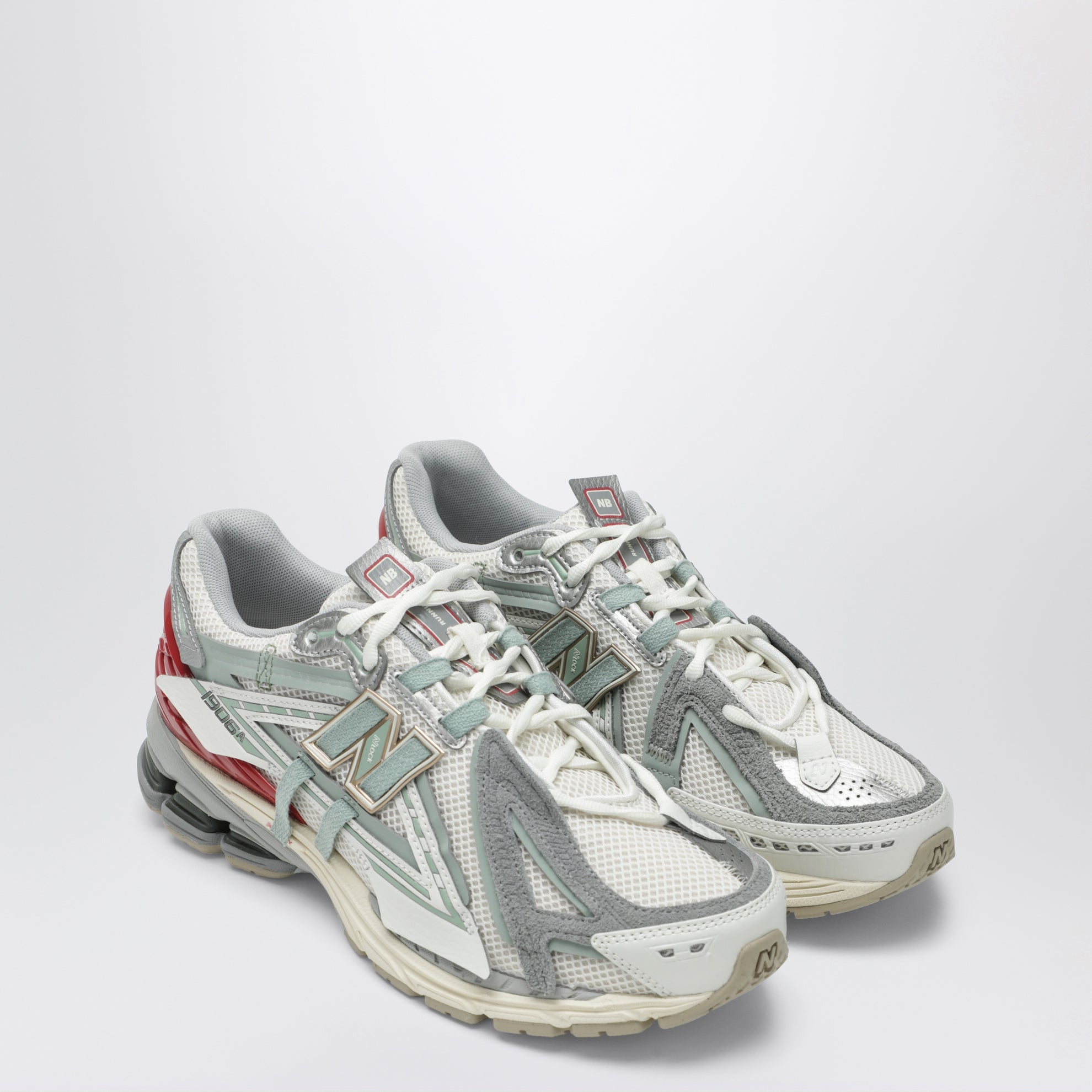1906A Sea Salt/Lone Star Grey Sneakers
