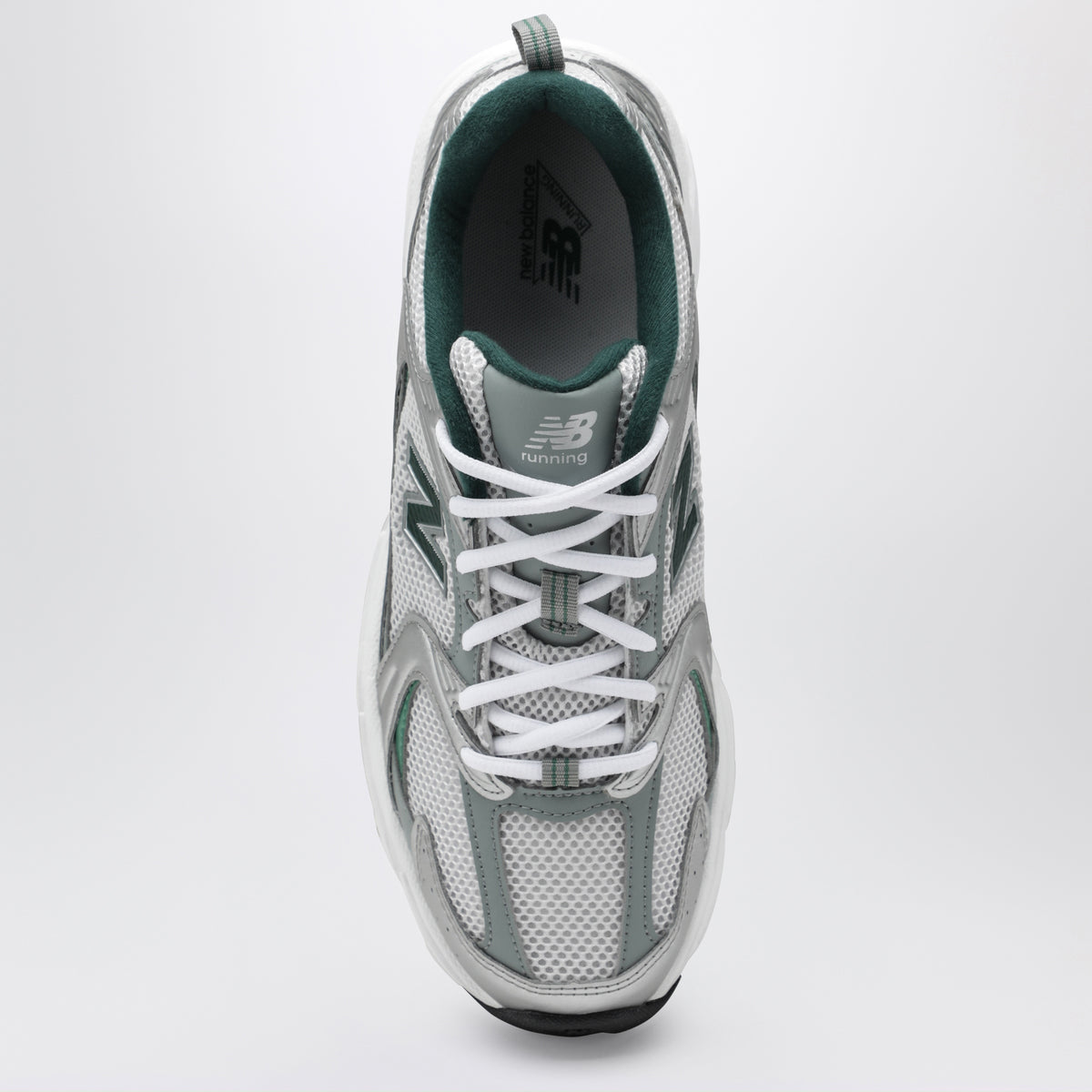 Sneakers 530 Silver Metallic/ Grey Matter/ Outfield