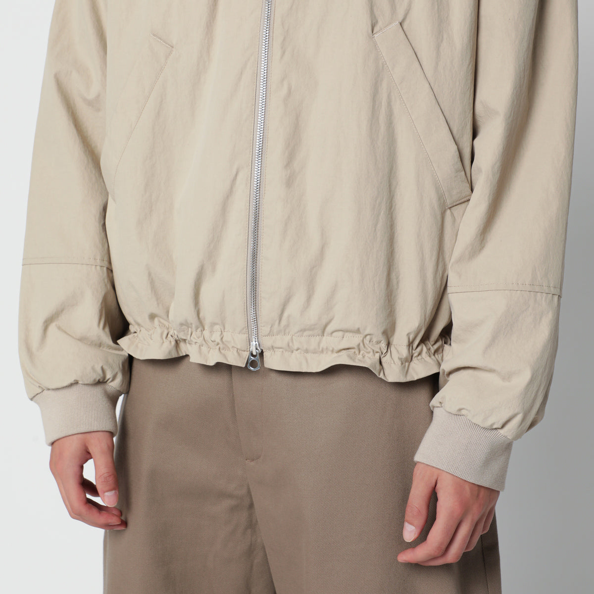 Bomber zippé beige en nylon