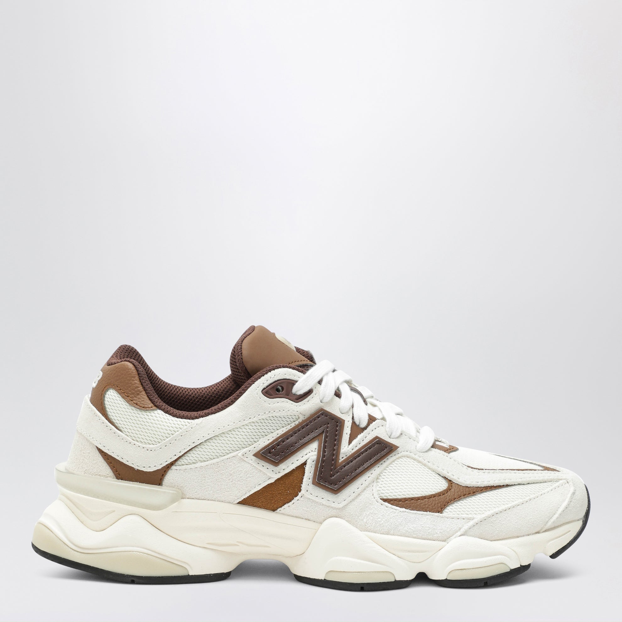 Sneakers 9060 Breakfast Tea/Angora