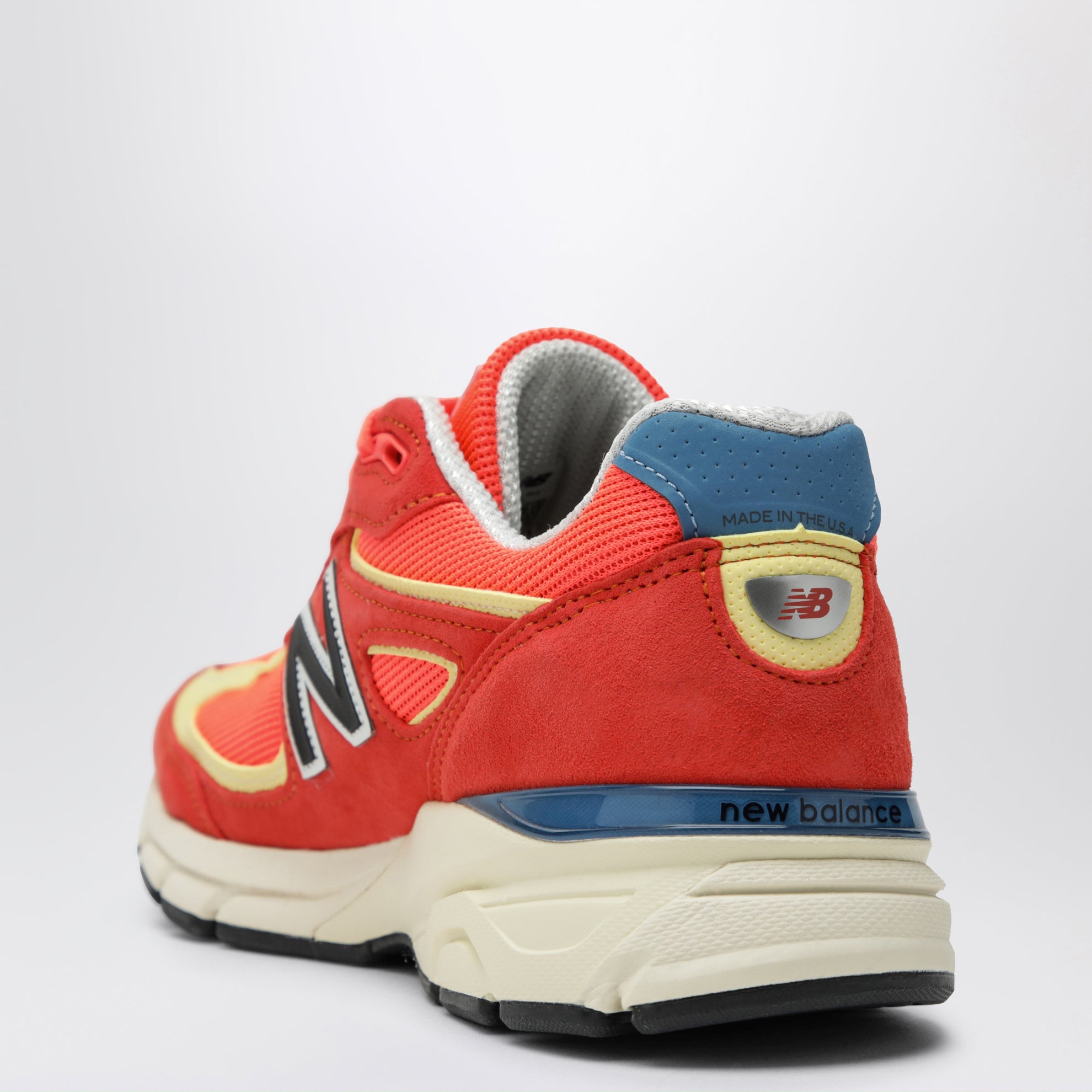Sneakers Made in USA 990v4 Urgent Red/Maize/Afterglow