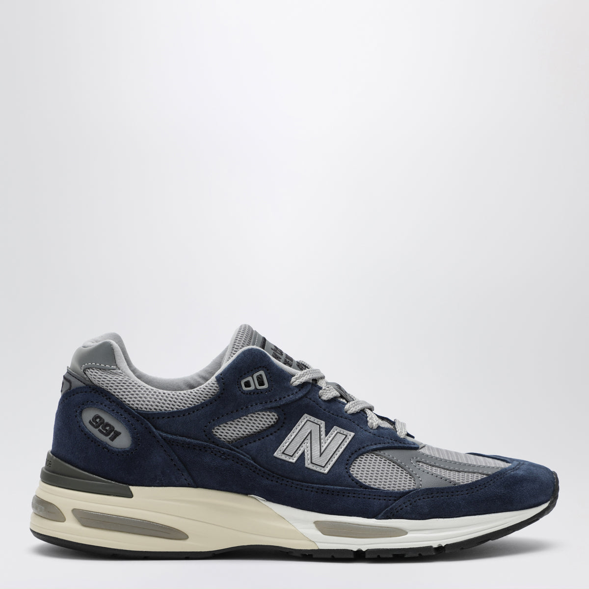 Sneaker Made in UK blu in suede