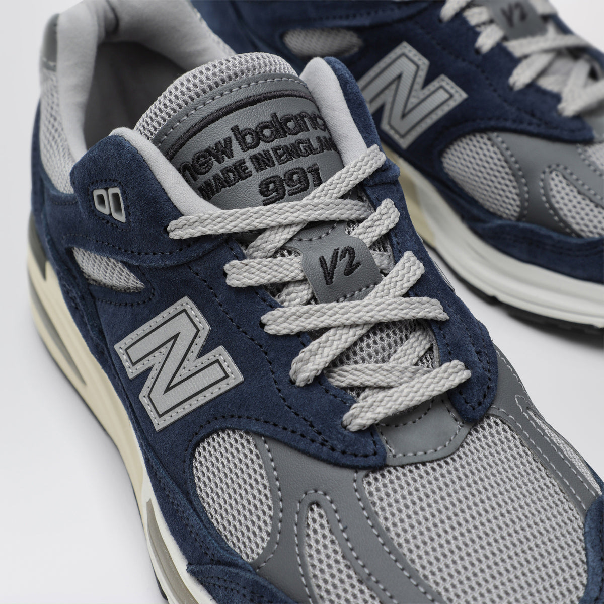 Sneaker Made in UK blu in suede